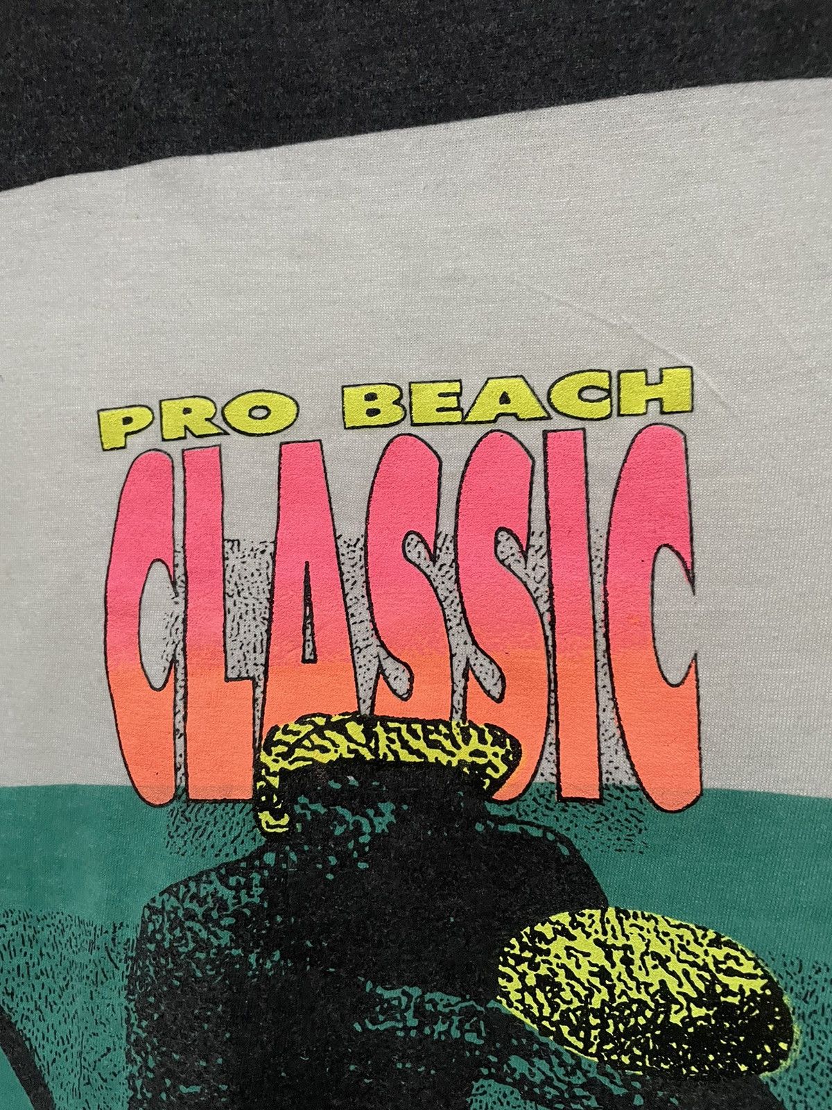 Vintage Vintage 90s Bermuda Triangle Pro Beach T Shirt Volleyball Size US M / EU 48-50 / 2 - 5 Thumbnail