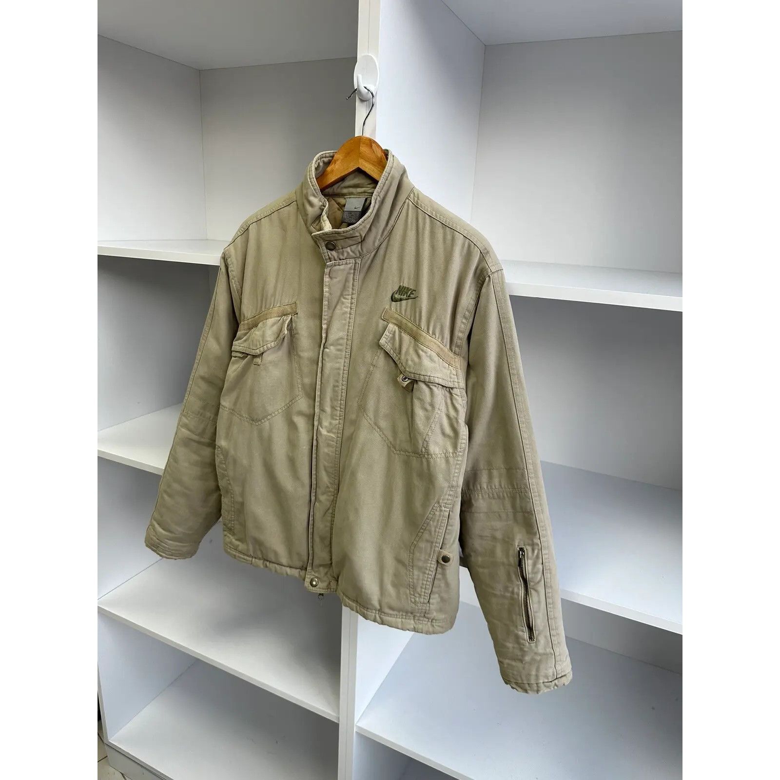 Nike VTG Nike Detroit Style Heavy Beige Bomber Jacket Size US L / EU 52-54 / 3 - 7 Thumbnail