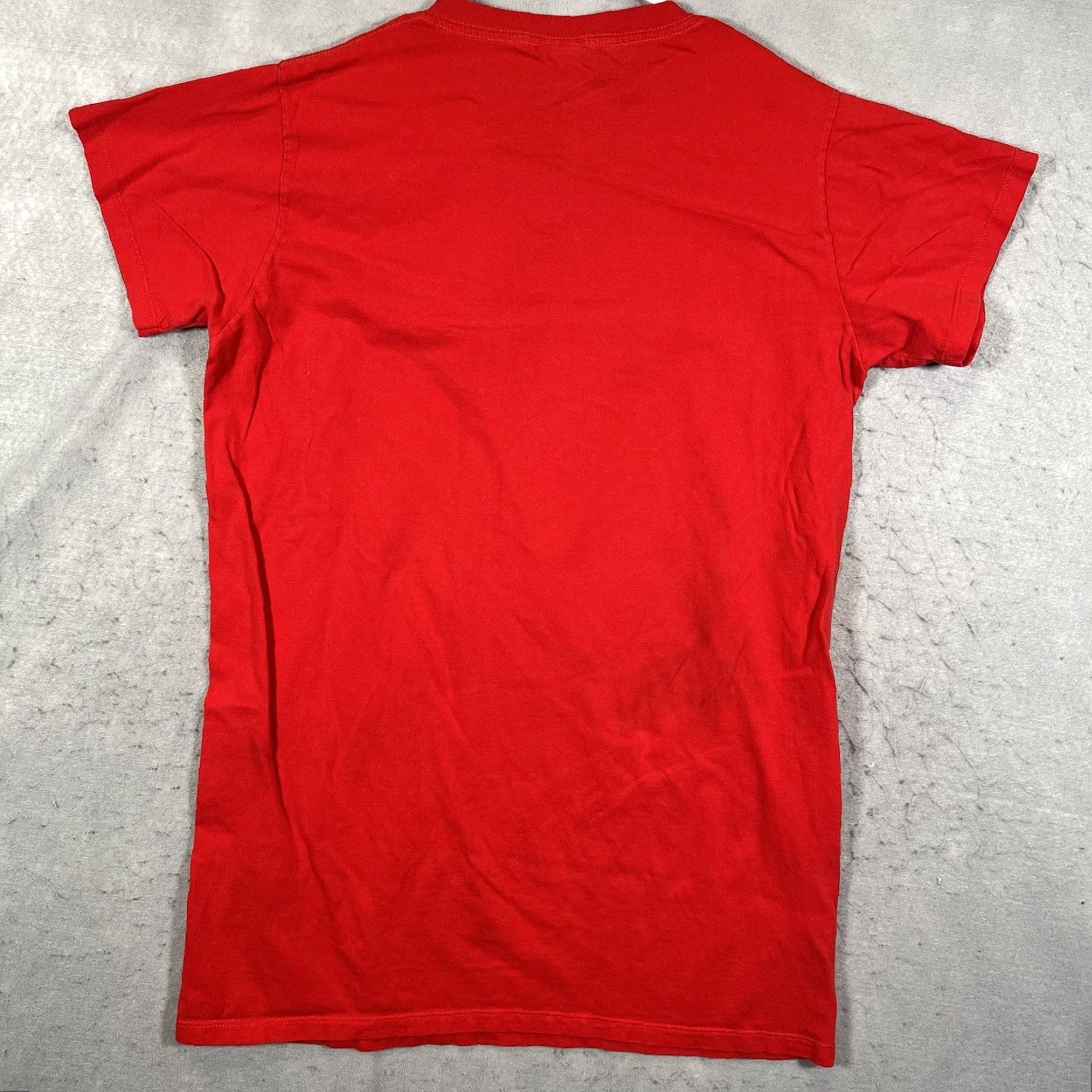 Vintage VINTAGE A1 Looney Tunes Tweety Bird Supercool V Neck Sleep Shirt Womens Small Shirt Womens Small Red Bird 8/10 Size S / US 4 / IT 40 - 8 Thumbnail