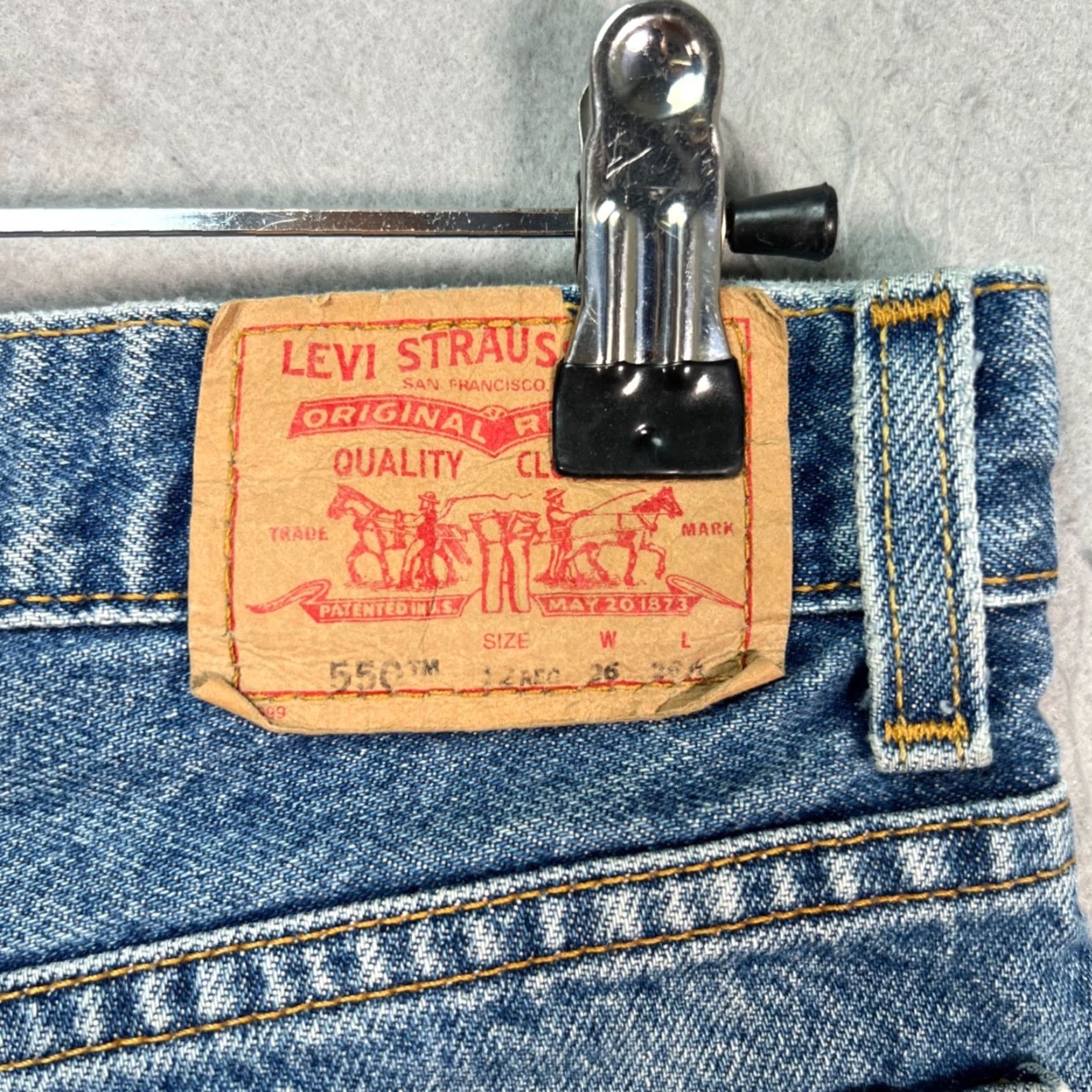 Levi's VINTAGE Levi's 550 Womens Jeans 12 Regular Relaxed High-Waist Blue Denim 5-Pocket Mens? Womens Size 34" / US 12 / IT 48 - 3 Thumbnail