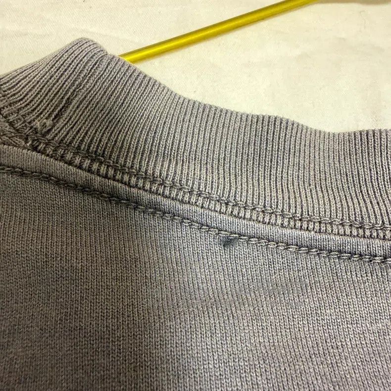 Balenciaga Balenciaga Grey Distressed Short Sleeve T-Shirt Size US S / EU 44-46 / 1 - 4 Thumbnail