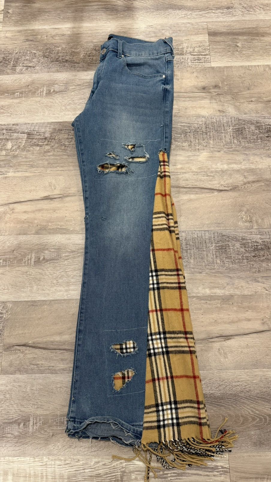 True Religion Custom Burberry Scarf Straight True Religion Jeans Size US 34 / EU 50 - 3 Thumbnail