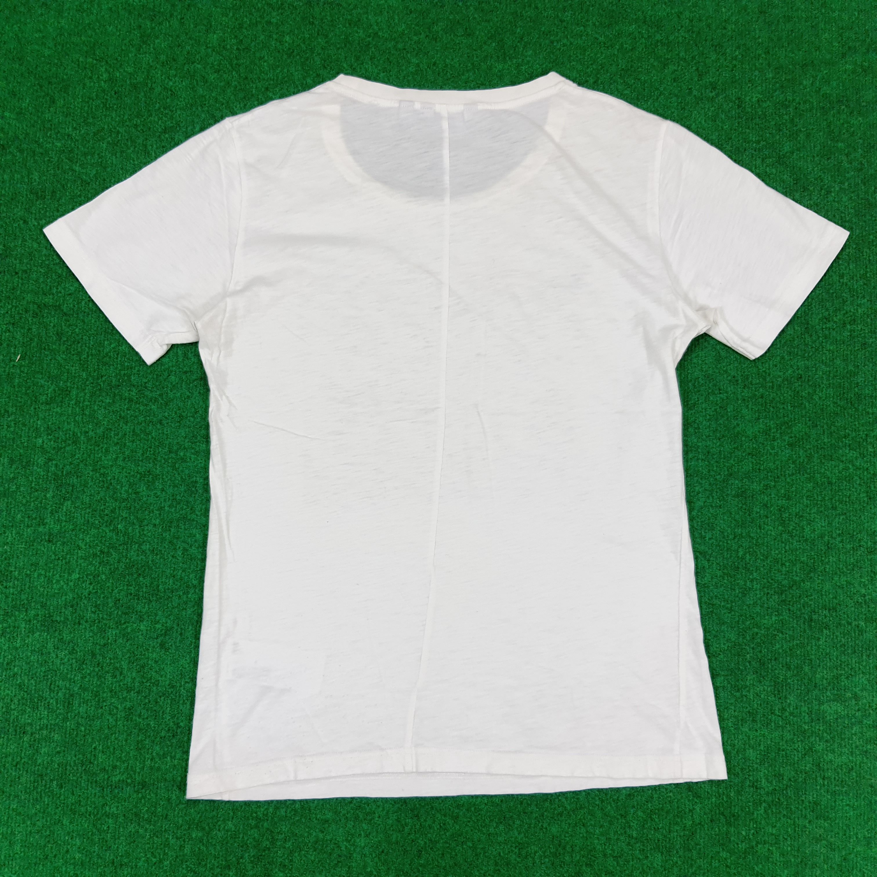 Japanese Brand × Undercover × Vintage Vintage Uniqlo Undercover UU Japanese Brand T-shirt Size US M / EU 48-50 / 2 - 3 Thumbnail