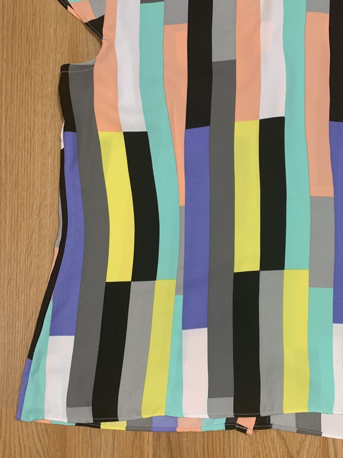 Worthington SzM- Worthington Colorblock Retro Style Button Up Blouse Size M / US 6-8 / IT 42-44 - 16 Thumbnail