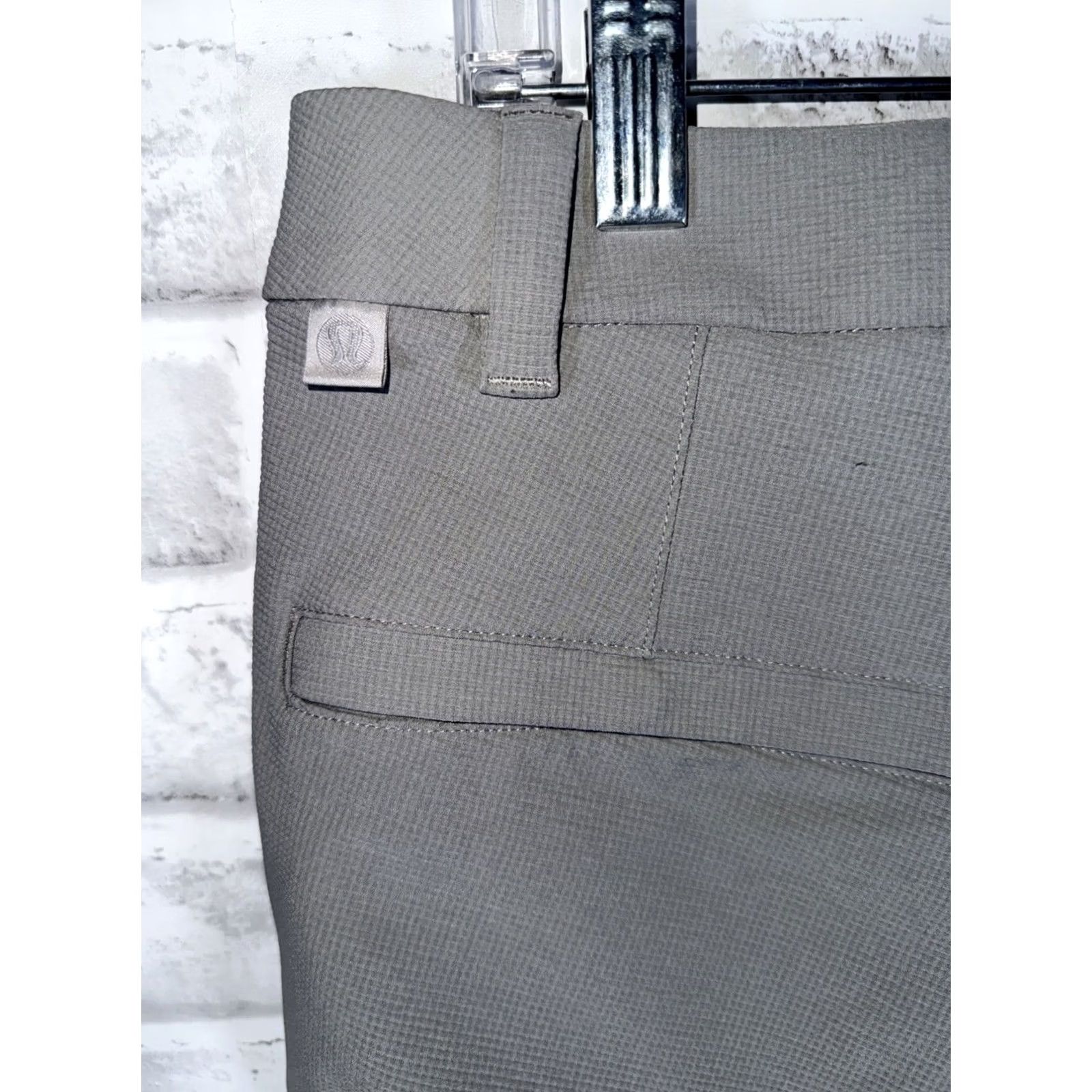 Lululemon Lululemon Golf Style Pants Mens Gray 31x30 Size US 31 - 5 Thumbnail
