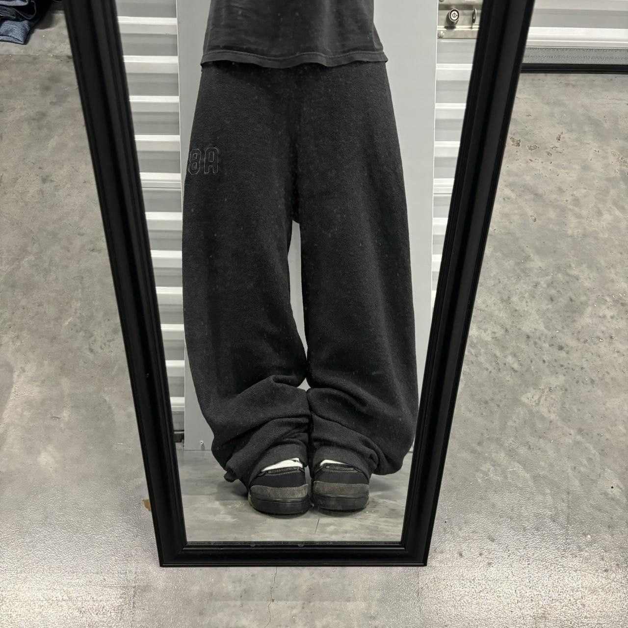Aeropostale × Vintage Crazy Vintage Y2K/2000s Baggy Dark Grey Aeropostale Fleece Skater Sweatpants! Size US 36 / EU 52 - 1 Thumbnail