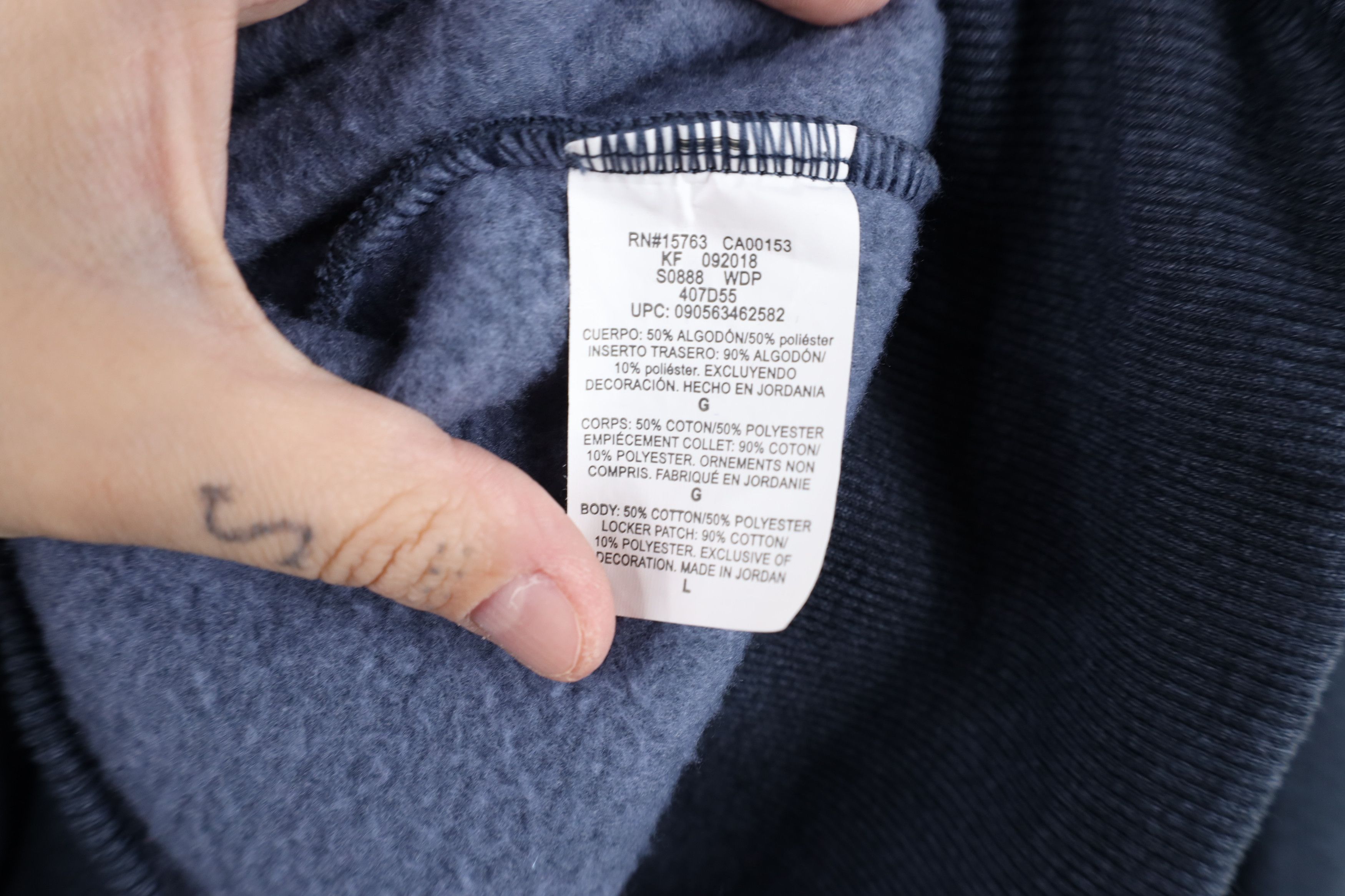 Champion Vintage Champion Monochrome Classic Logo Crewneck Sweatshirt Size US L / EU 52-54 / 3 - 11 Thumbnail