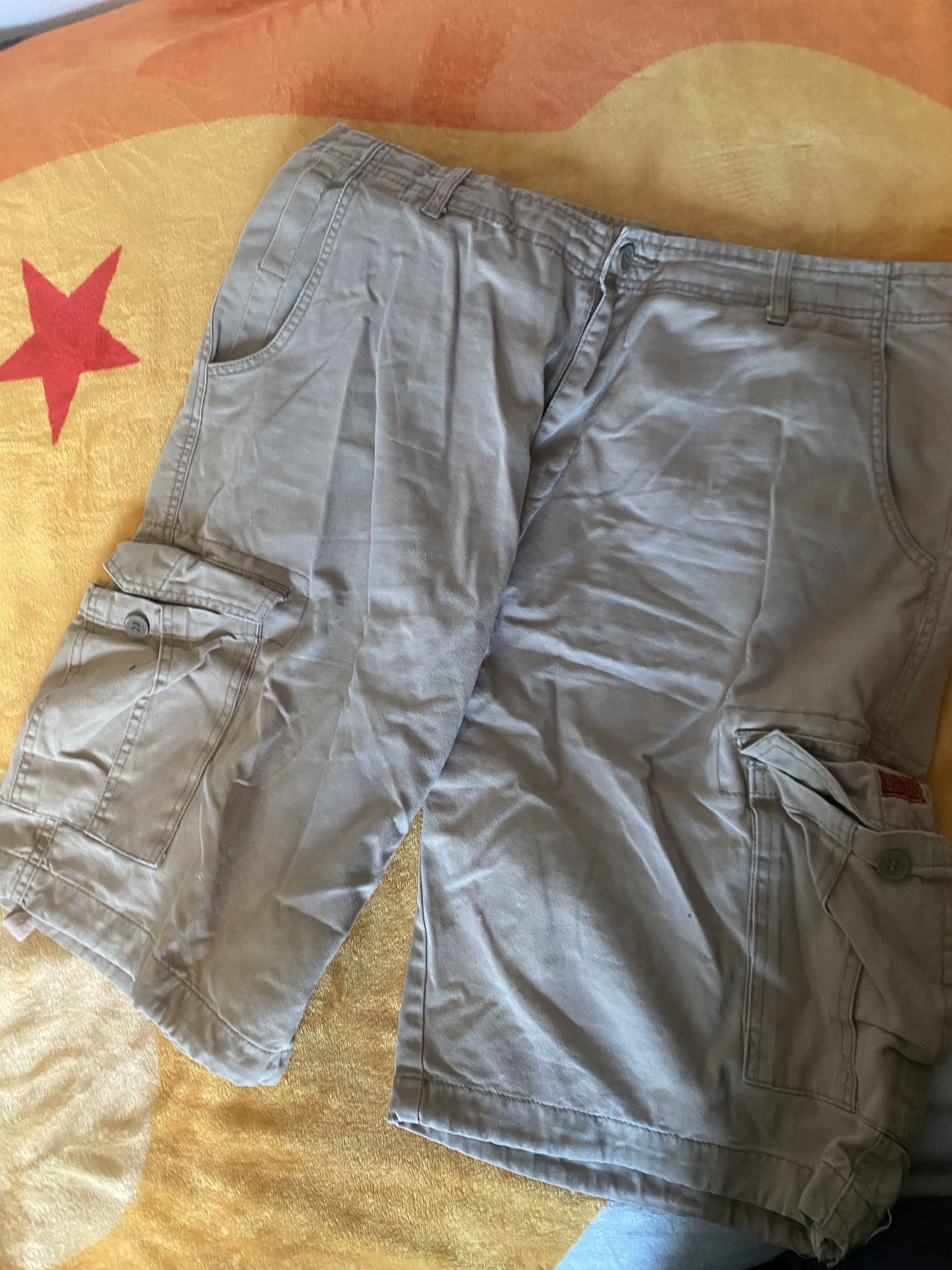 Other Illinois Fighting Illini Khaki Cargo Shorts Size US 36 / EU 52 - 1 Thumbnail