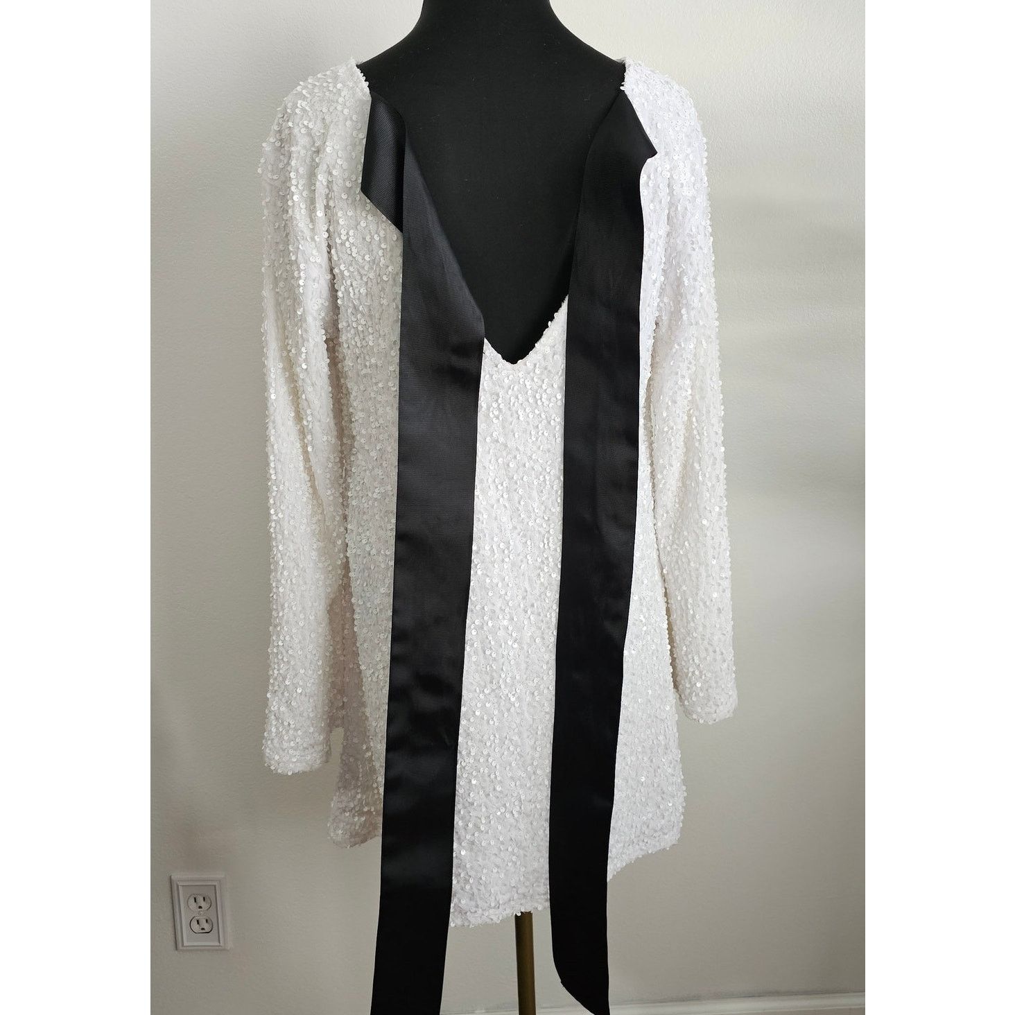 Cider CIDER Sequined Velvet V-Neck w/Bow Cocktail Party Dress M Size M / US 6-8 / IT 42-44 - 7 Thumbnail