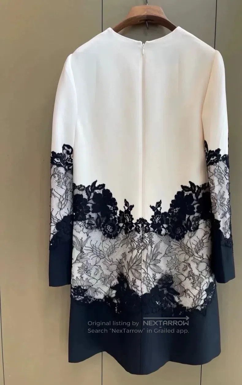 Valentino Valentino Floral dress Size M / US 6-8 / IT 42-44 - 2 Thumbnail