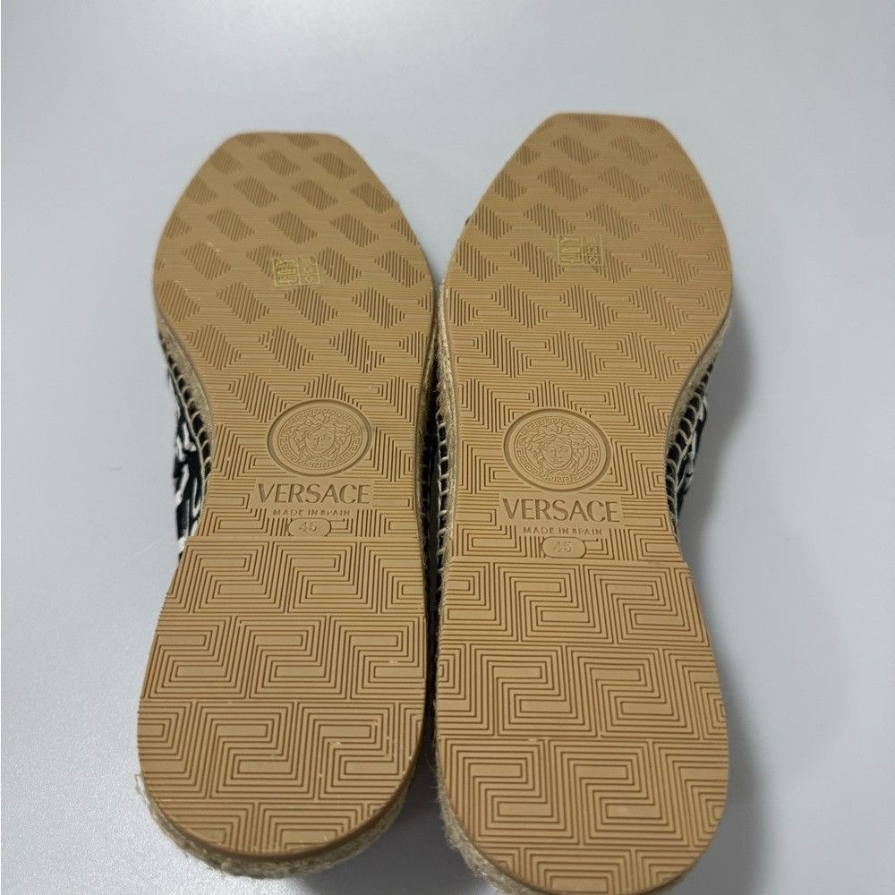 Versace Versace Logo Print Espadrilles Shoes Black White Men’s EU 45 Size US 12 / EU 45 - 6 Thumbnail