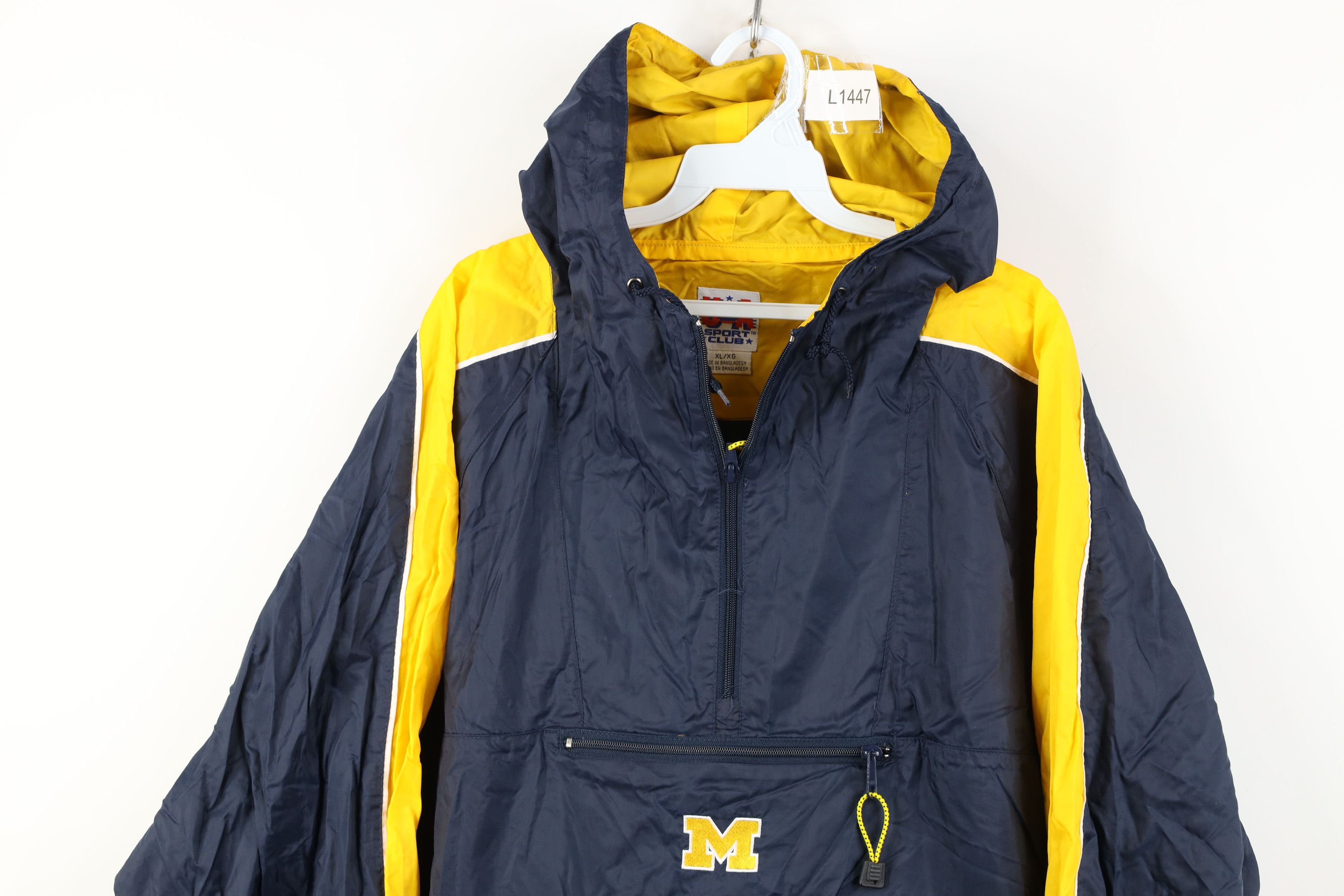 Vintage Vintage 90s University of Michigan Packable Anorak Jacket Size US XL / EU 56 / 4 - 2 Thumbnail