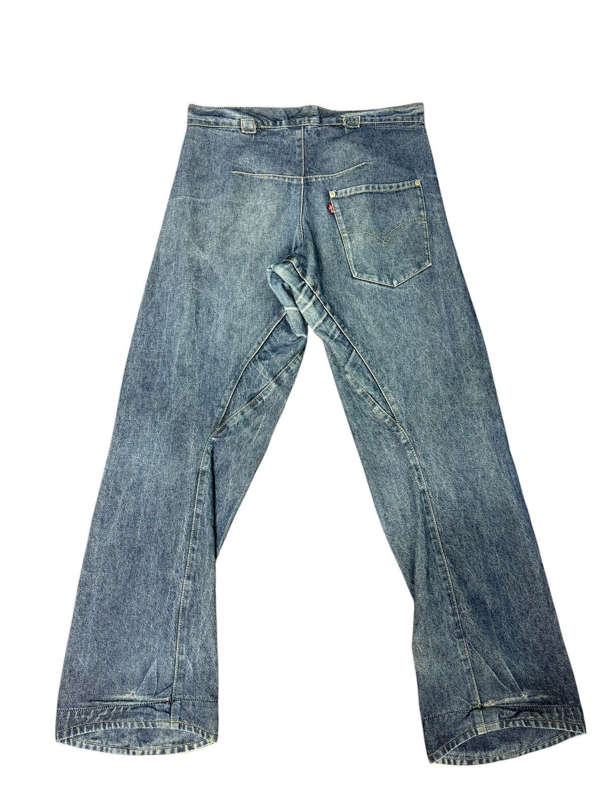 Levi's Vintage Clothing Levi’s Engineered Jeans USA Twisted Leg Y2K Loose 3🟦5 Size US 35 - 1 Thumbnail