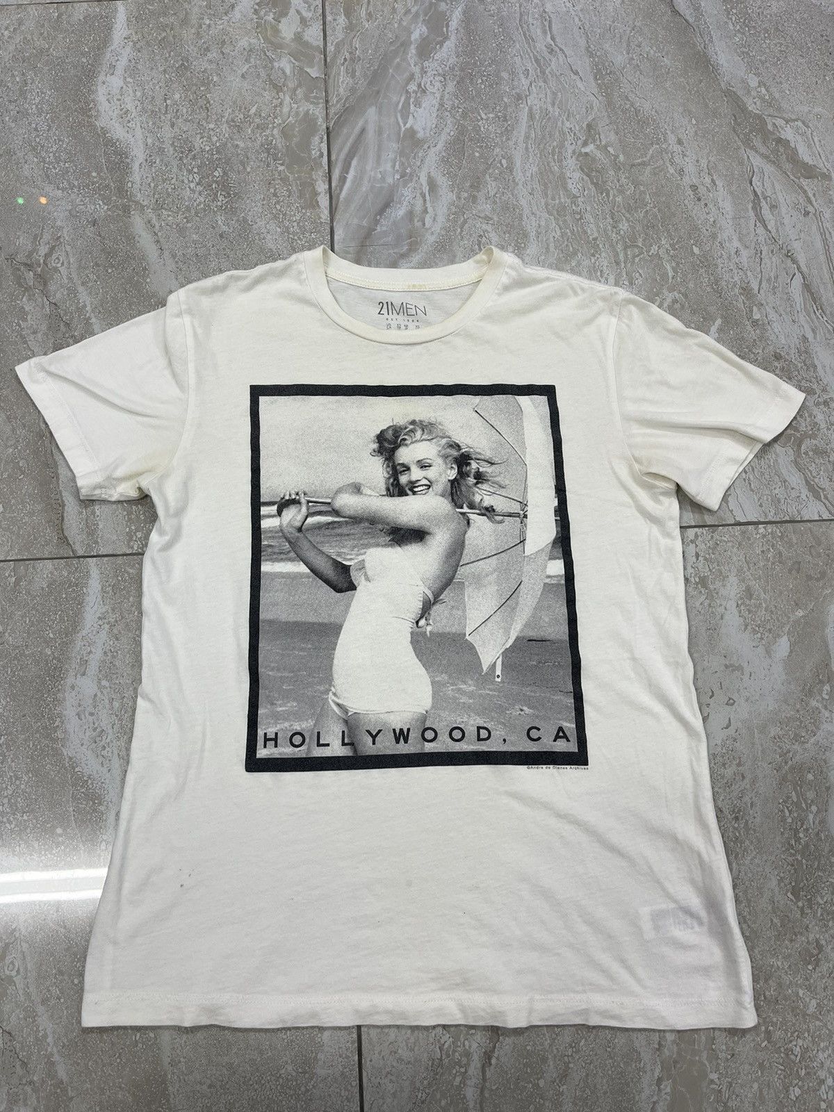 VINTAGE 21 MEN HOLLYWOOD CA PHOTO TEE VERY RARE