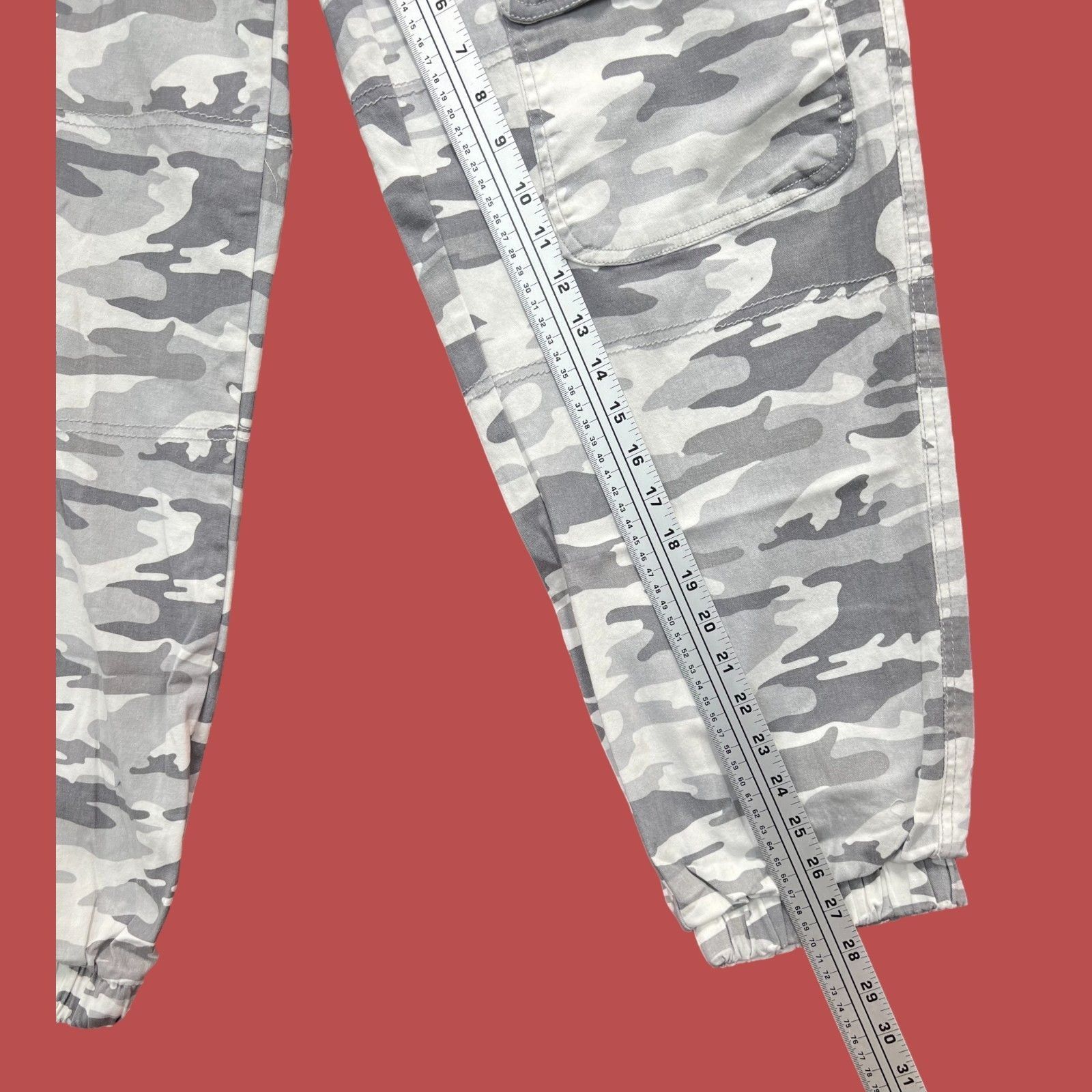 rue21 Rue 21 - Women's Cozy Cargo Jogger Pants - Camouflage Snow P Size 32" / US 10 / IT 46 - 6 Thumbnail