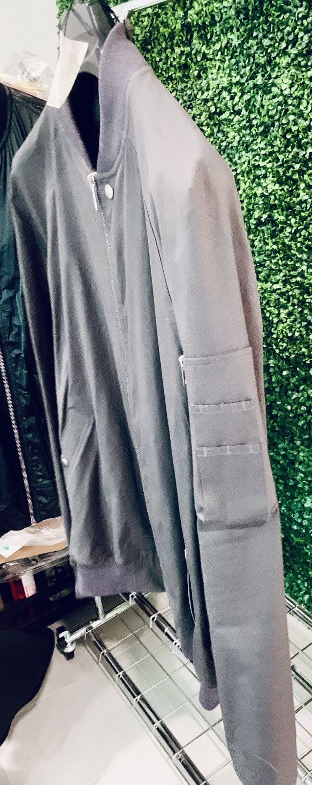 Rick Owens RICK OWENS SS18 DIRT RAGLAN FLIGHT BOMBER JACKET GRAY EU54 Size US L / EU 52-54 / 3 - 11 Thumbnail