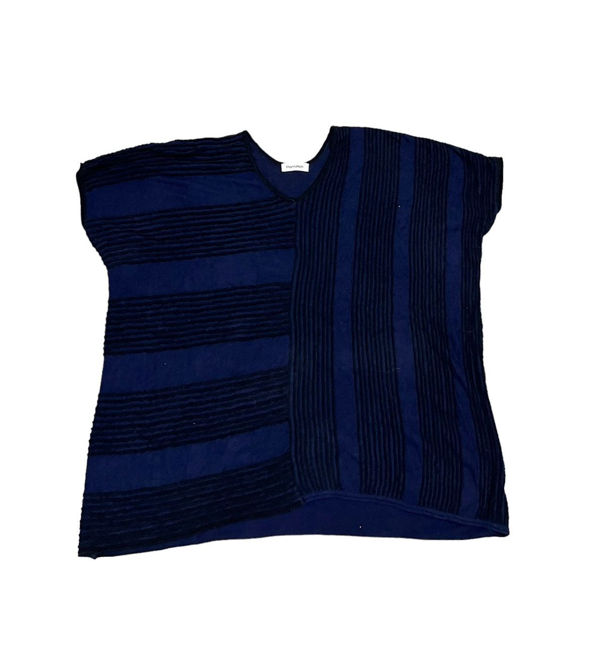 image of Archival Clothing x Issey Miyake S/s 2009 Issey Miyake Pleats Top Batwing in Dark Navy (Size Medium