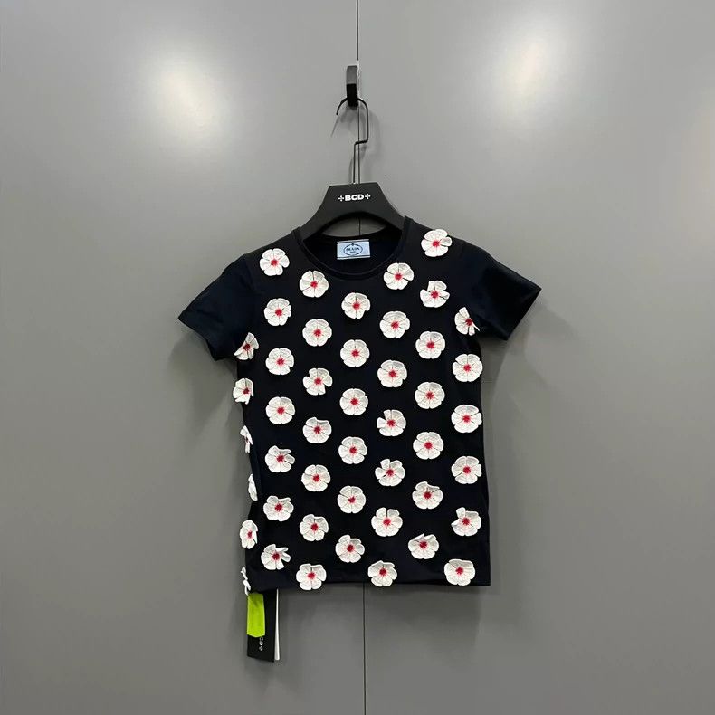 Prada Prada Size 36 Front floral embroidery short sleeves 2502-N Size US XS / EU 42 / 0 - 1 Thumbnail