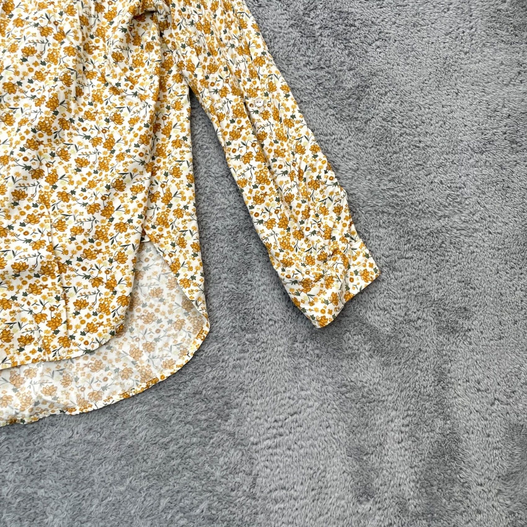 Vintage Jane And Delancey Shirt Womens M Beige Floral Roll Tab Sleeve Button Up Size M / US 6-8 / IT 42-44 - 6 Thumbnail