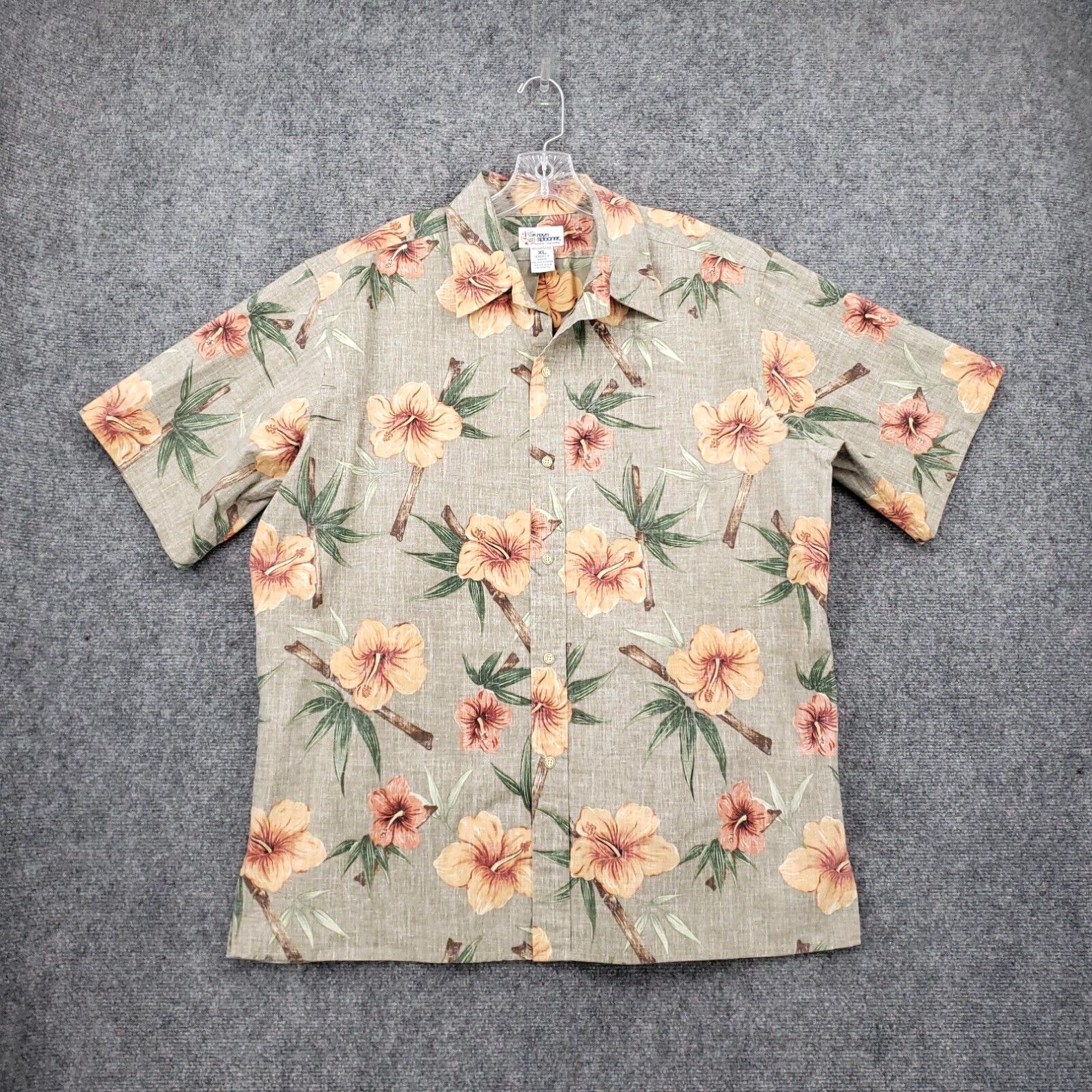 image of Reyn Spooner Button Up Shirt Mens XL Extra Large Green Floral Hawaiian Hibiscus in White