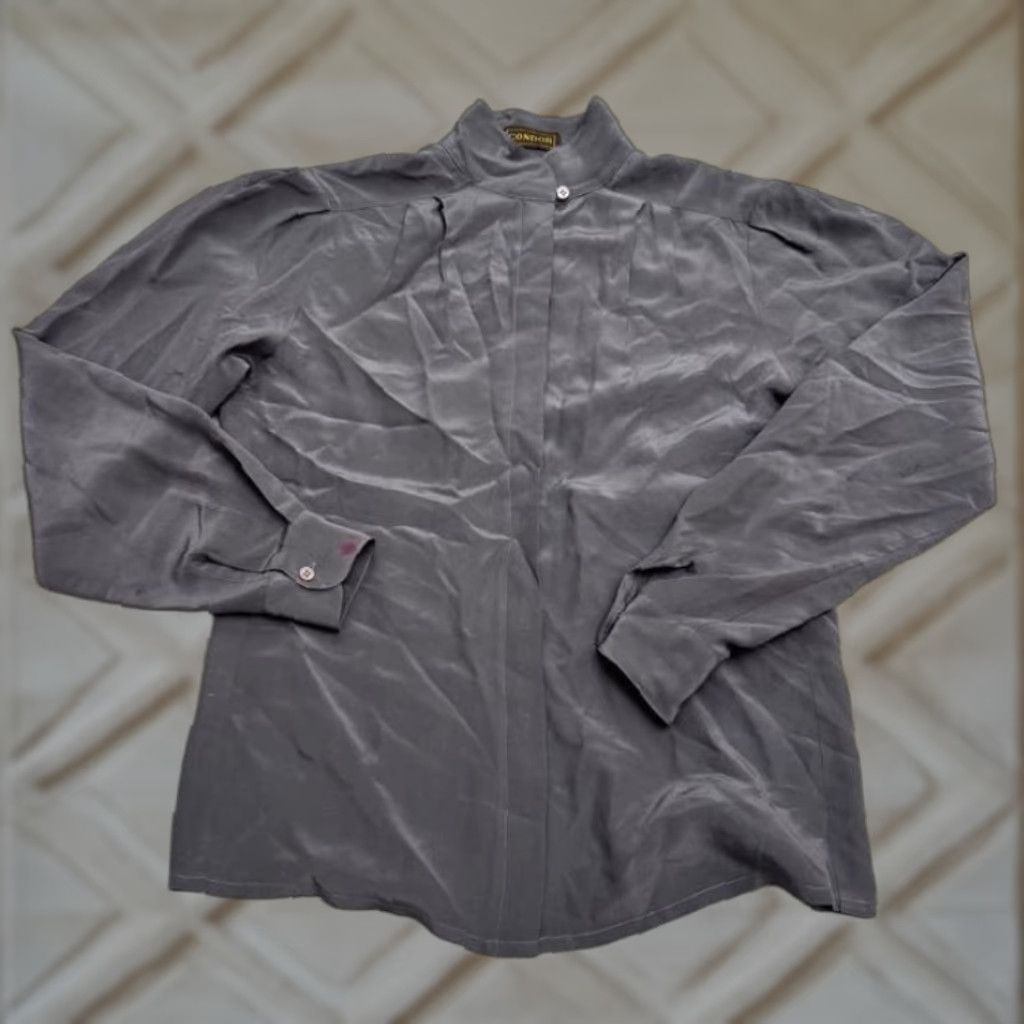 Vintage VINTAGE Condor Silk Blouse Women Adult Medium Gray 80s Retro Mock Neck Button Shirt Size XS / US 0-2 / IT 36-38 - 1 Thumbnail