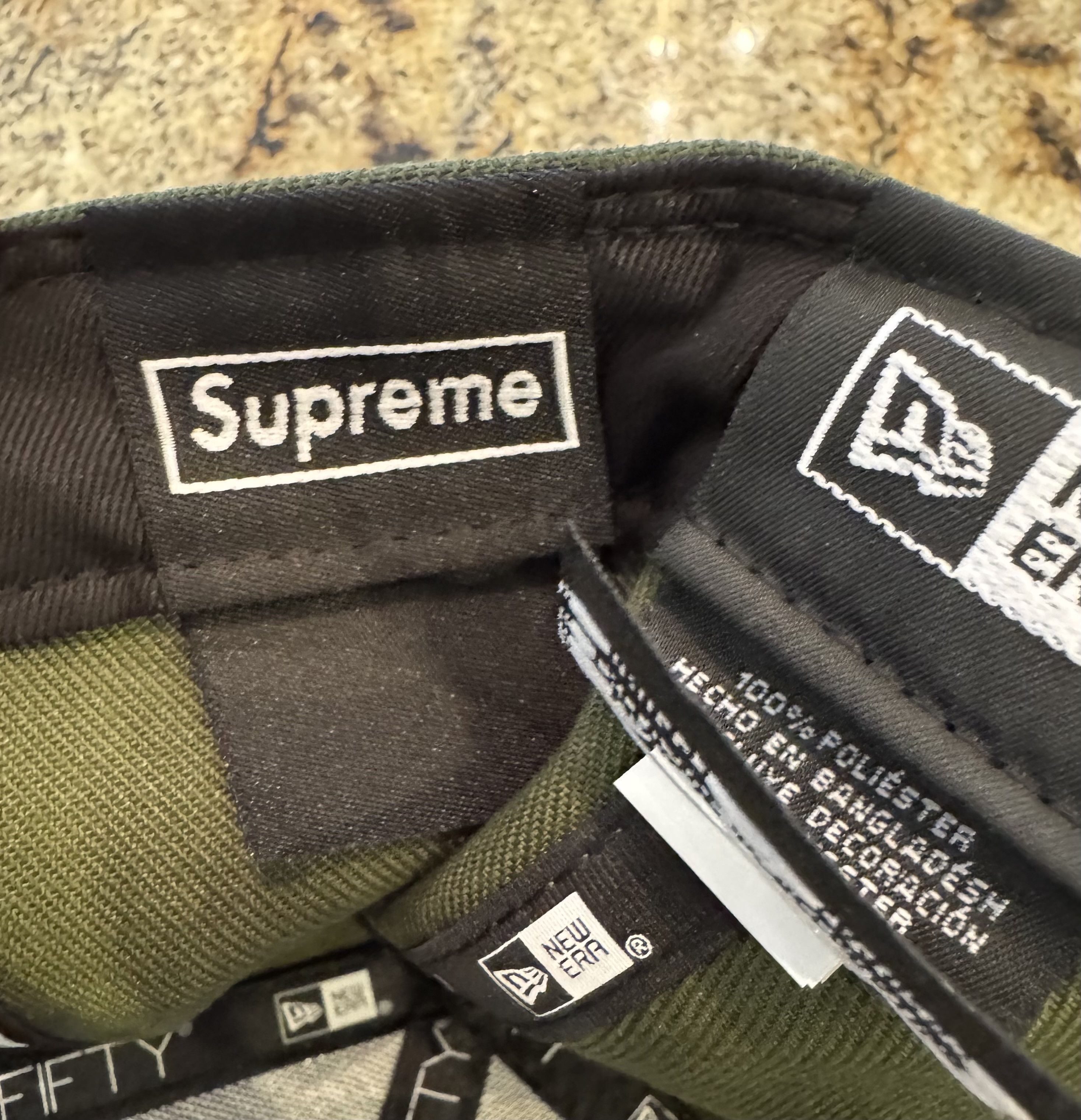 Supreme Supreme Grinch New Era Box Logo Fitted Hat Size ONE SIZE - 9 Thumbnail