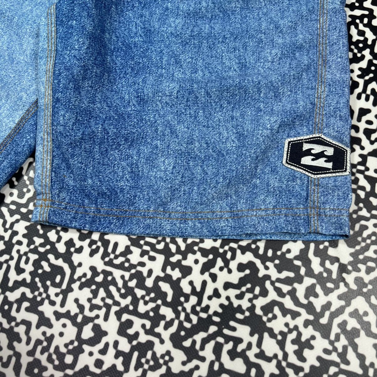Billabong Vintage Y2K Billabong Wave Print Surf Retro Style Shorts Size US 32 / EU 48 - 7 Thumbnail