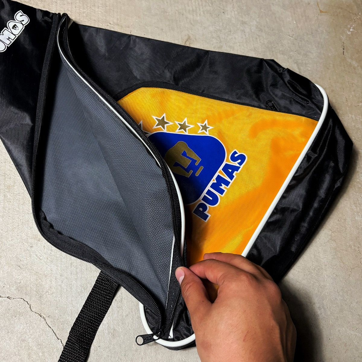 Other Vintage Liga MX UNAM Pumas Soccer Practice Side Bag Size ONE SIZE - 6 Thumbnail