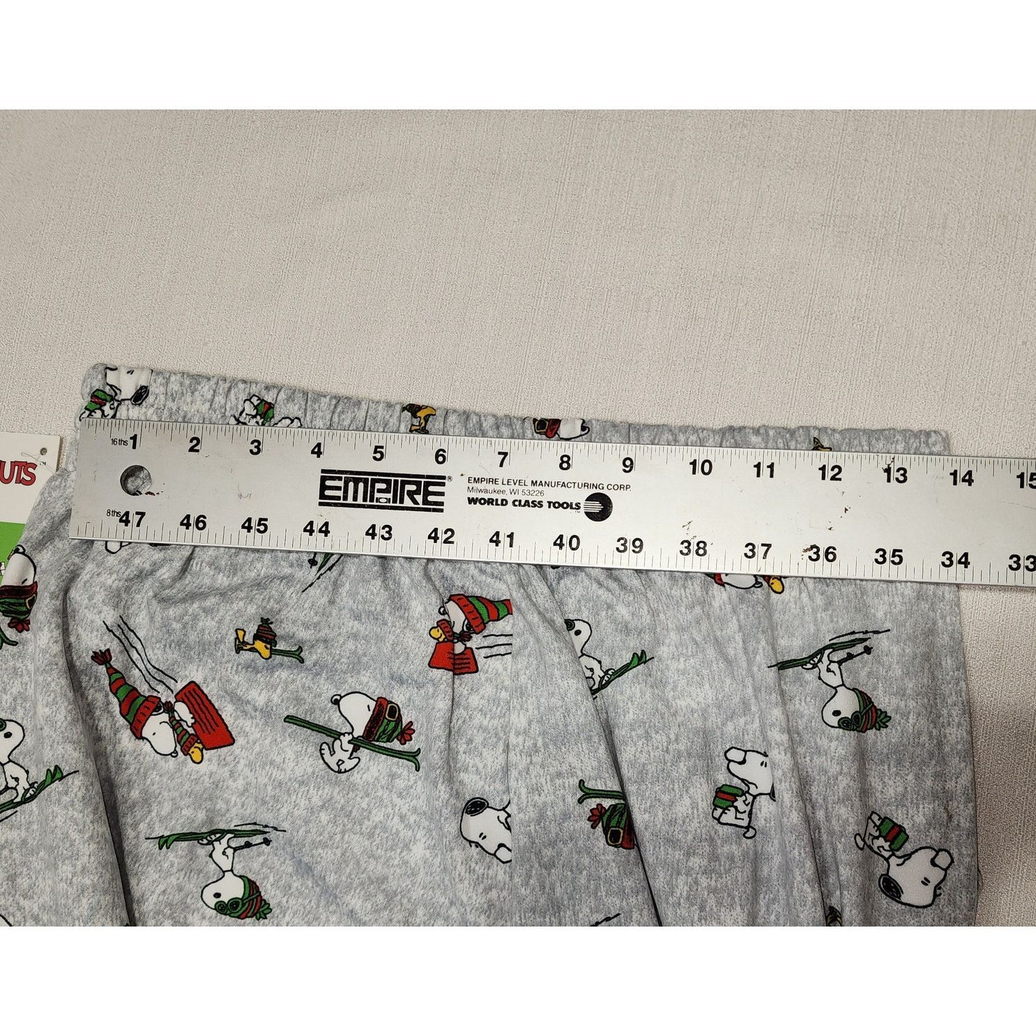 Peanuts Snoopy skiing pajamas women's medium NWT Size 28" / US 6 / IT 42 - 7 Thumbnail