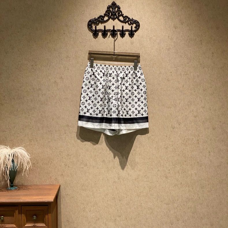 Louis Vuitton Louis Vuitton Black and white mulberry silk presbyopic pri Size US 34 / EU 50 - 1 Thumbnail