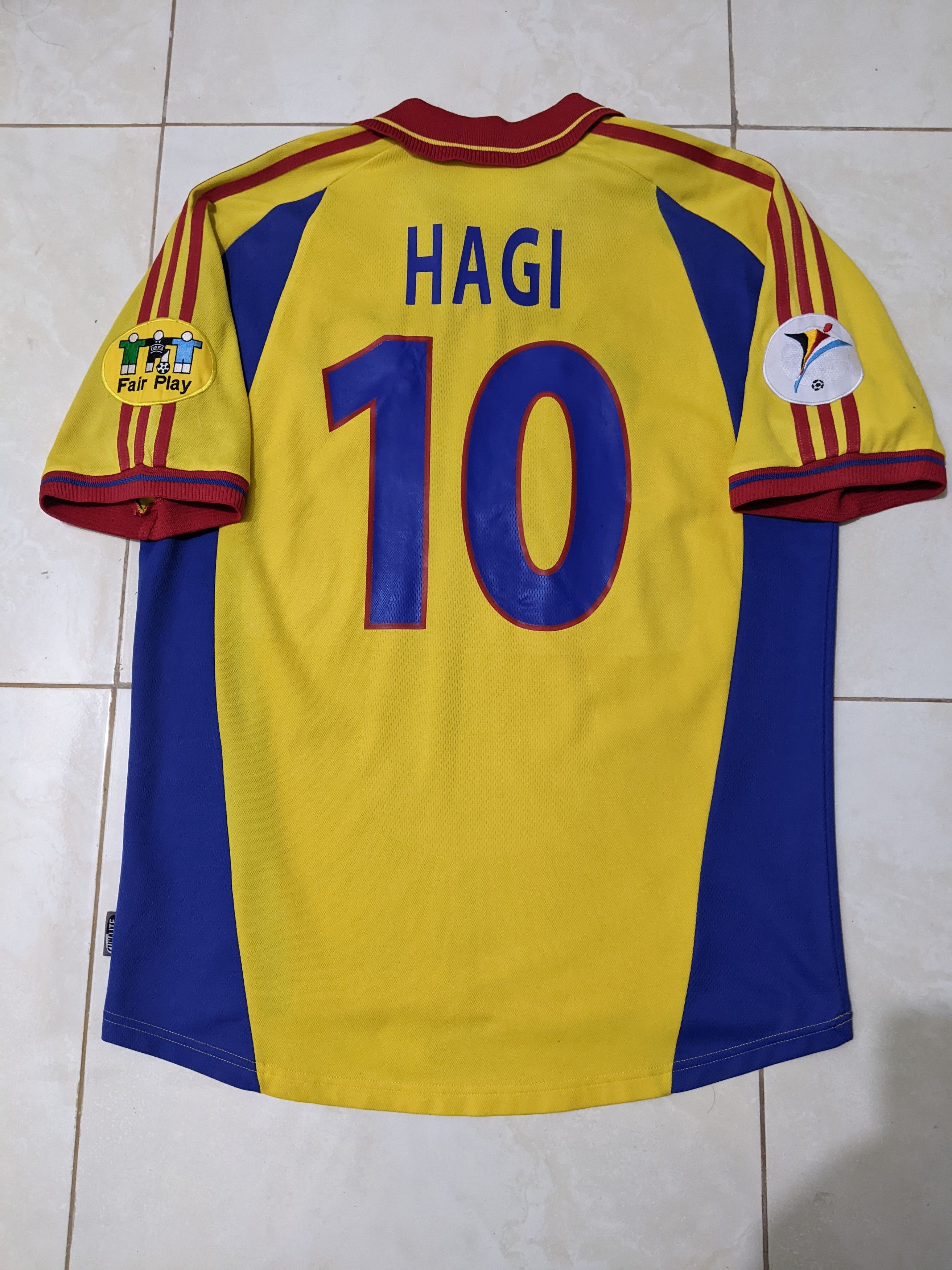 Adidas Rumania euro 2000 home Hagi Jersey football shirt Size US L / EU 52-54 / 3 - 2 Thumbnail