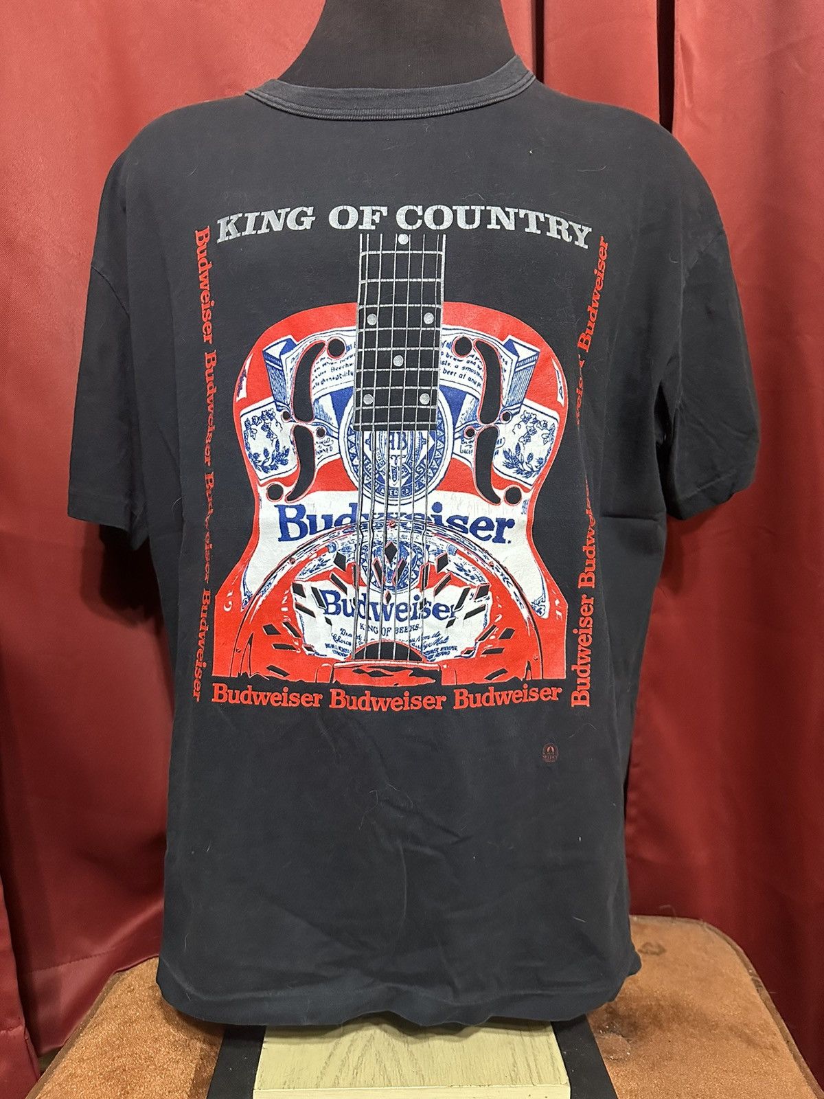 Vintage Budweiser Tshirt King of Country Band Beer Tee Grail