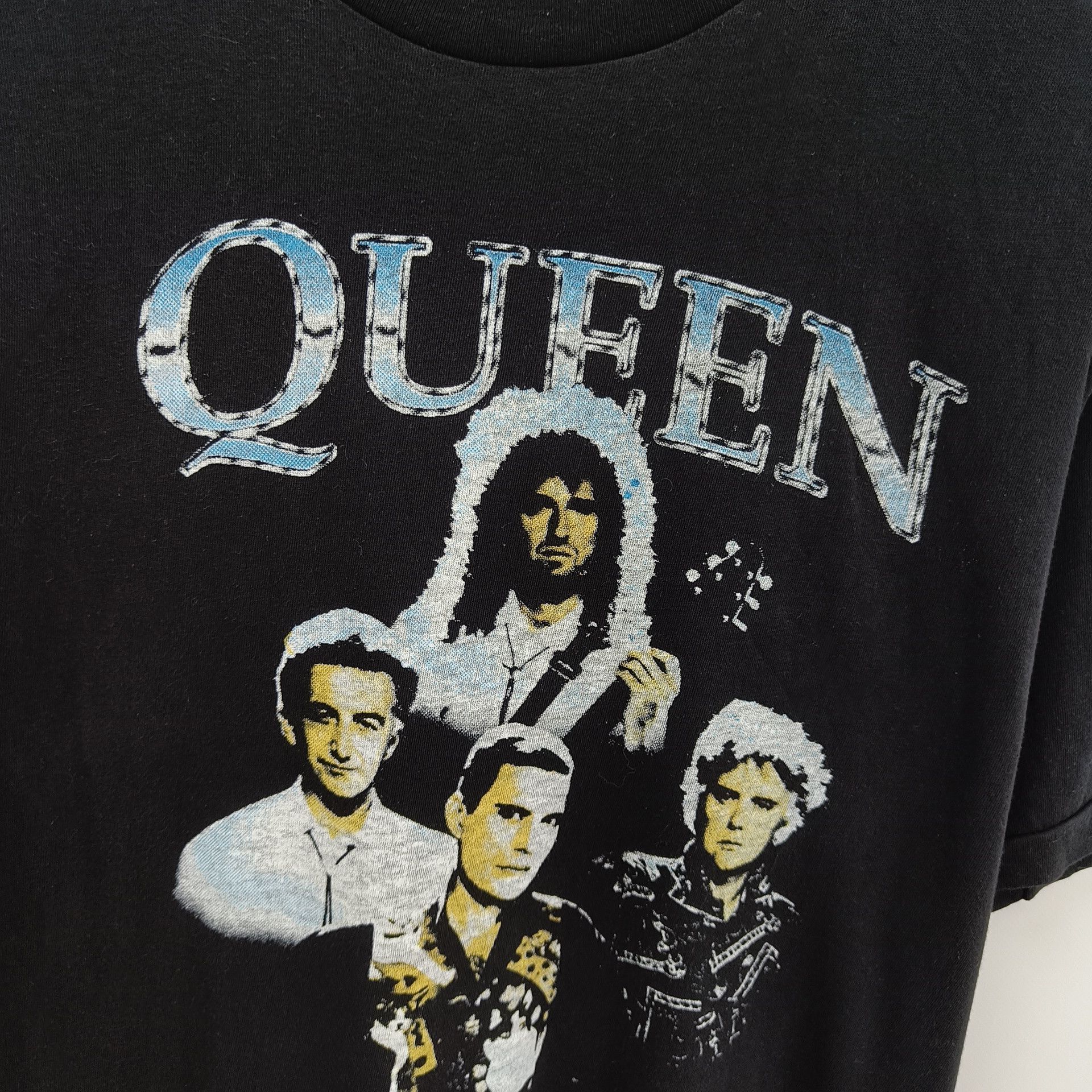 Band Tees × Vintage Rare 90s Queen Bohemian Rhapsody Vintage Rock Band Tshirt Size US L / EU 52-54 / 3 - 3 Thumbnail