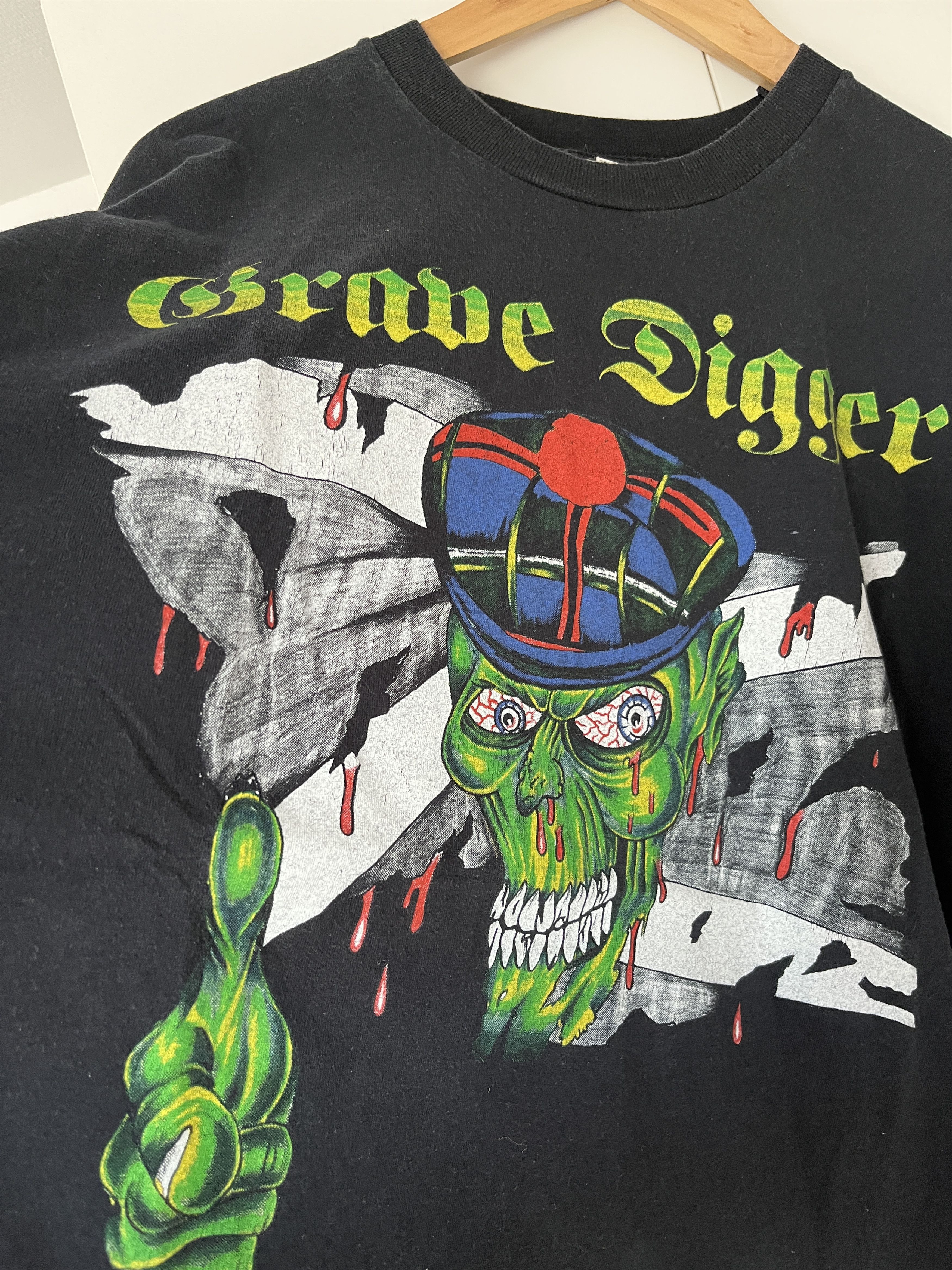 Vintage Rare 1997 Grave Digger Official Promo Tour T Shirt Size US XL / EU 56 / 4 - 3 Thumbnail