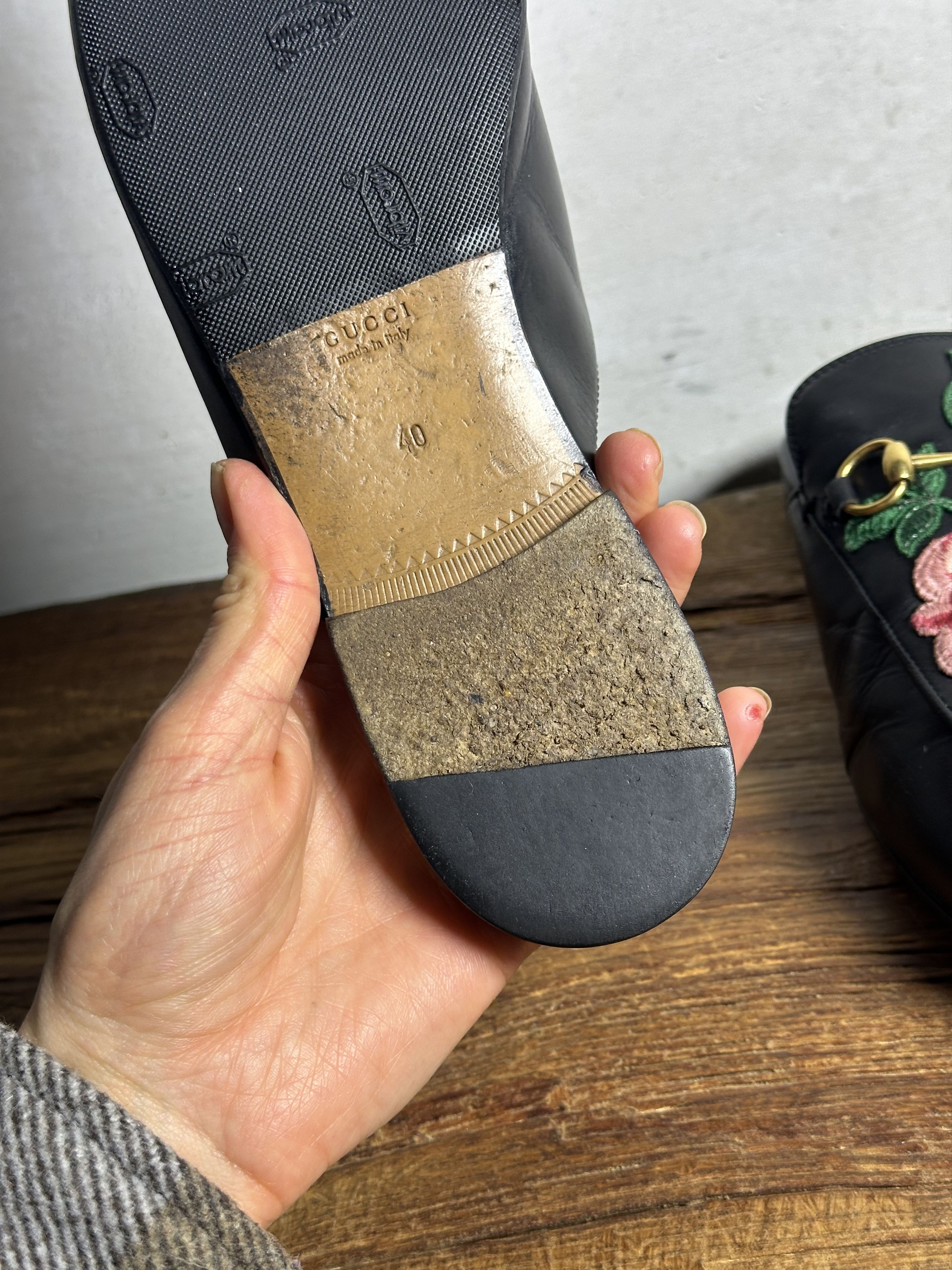 Gucci GUCCI Rose Embroidered Princetown Horsebit Leather Mules Size US 10 / IT 40 - 14 Thumbnail