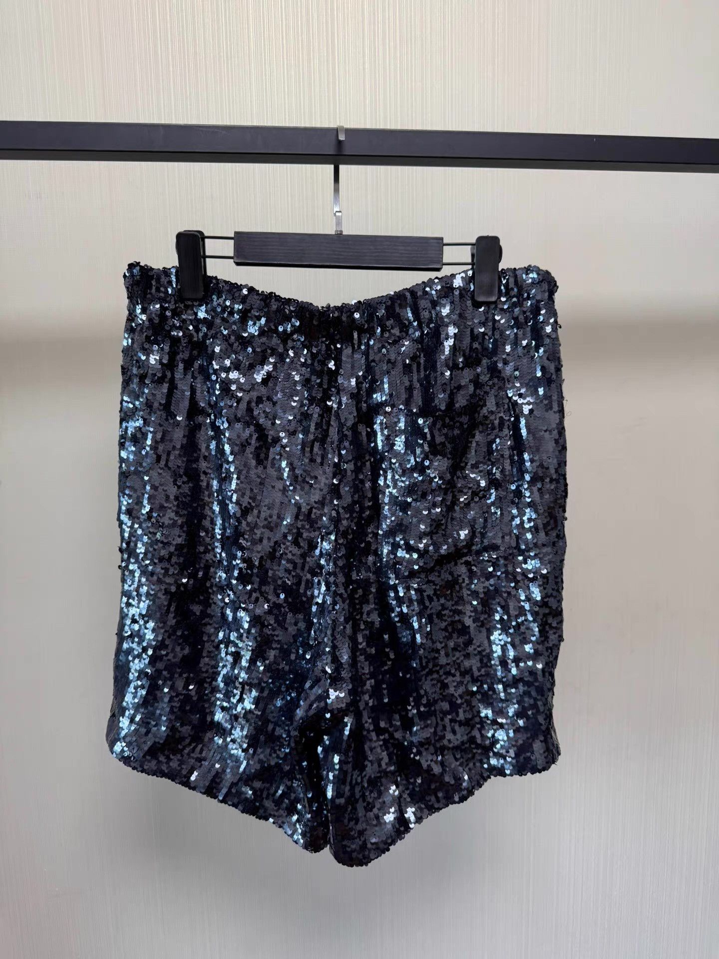 Dries Van Noten DRIES VAN NOTEN sequin shorts Q8 Size US 34 / EU 50 - 2 Thumbnail