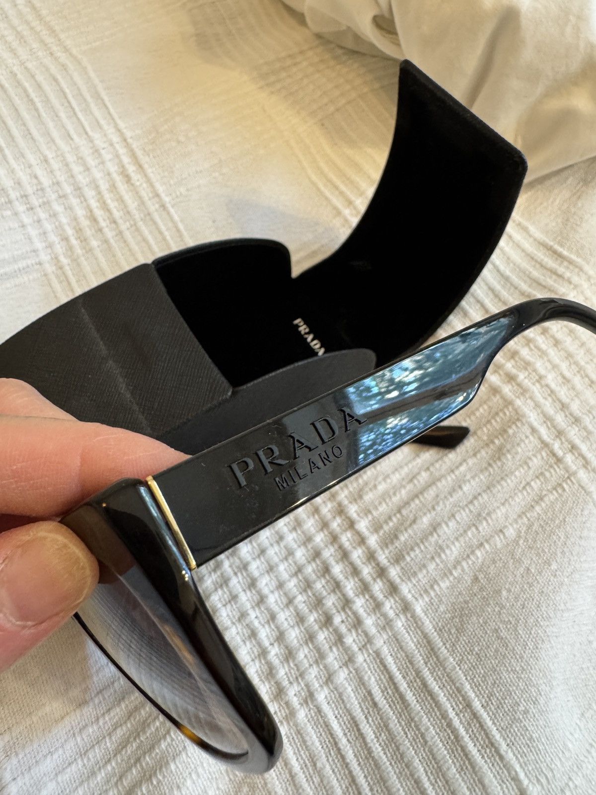 Prada Prada sunglasses, model PR 24XS. Size ONE SIZE - 13 Thumbnail