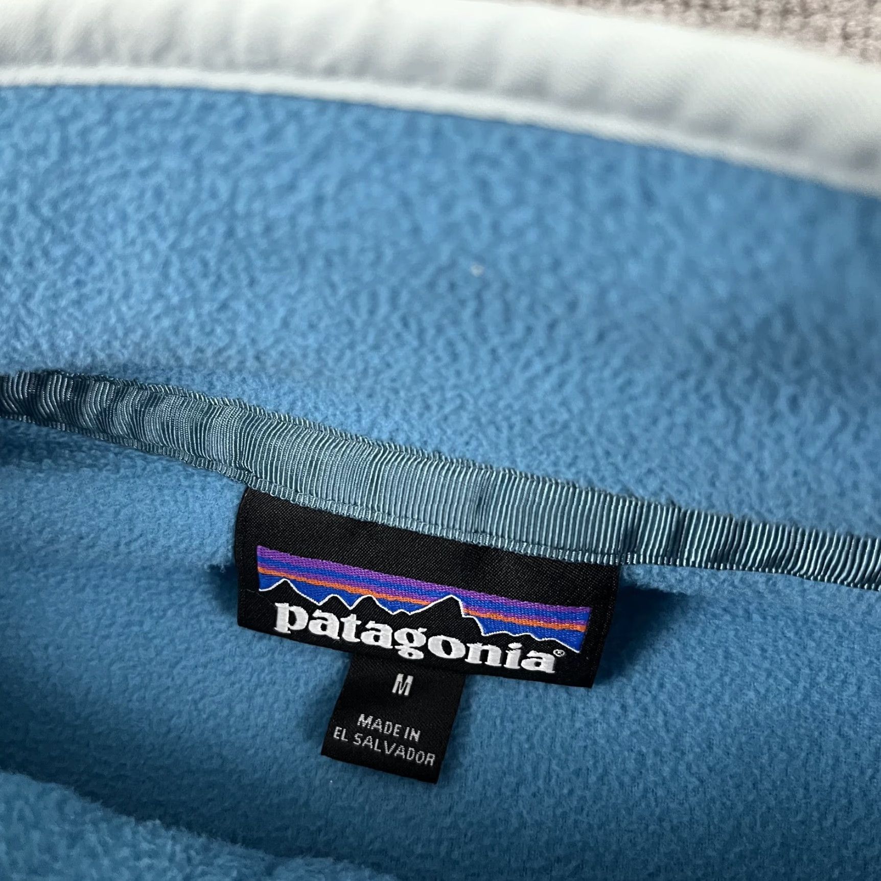 Patagonia PATAGONIA Sweater Womens M Blue Fleece Pullover Hiking Trail Regular Knit-Top, Pocket, Lightweight, Breathable, Logo, Casual, Spring Fall Winter, 90s? Size M / US 6-8 / IT 42-44 - 3 Thumbnail