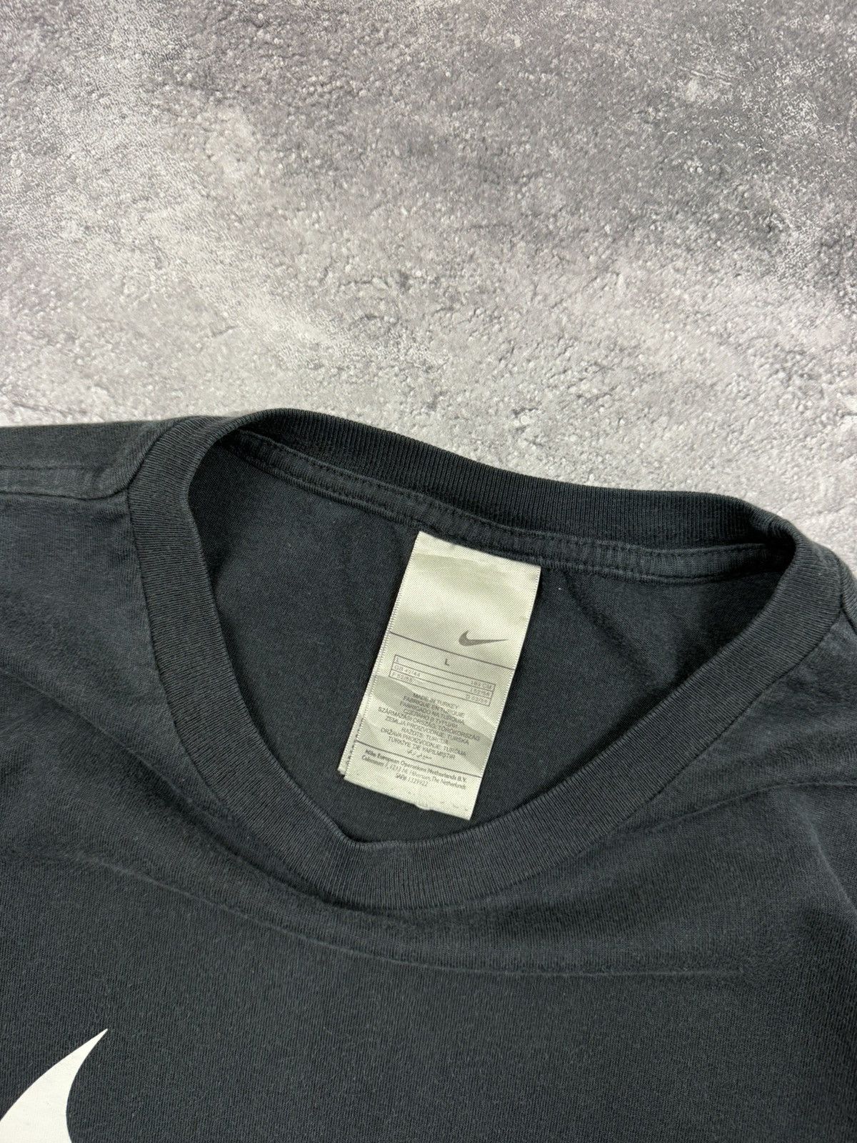 Nike Vintage 90s Nike Swoosh T-Shirt Big Logo Rare Retro Tee Y2K Size US L / EU 52-54 / 3 - 8 Thumbnail