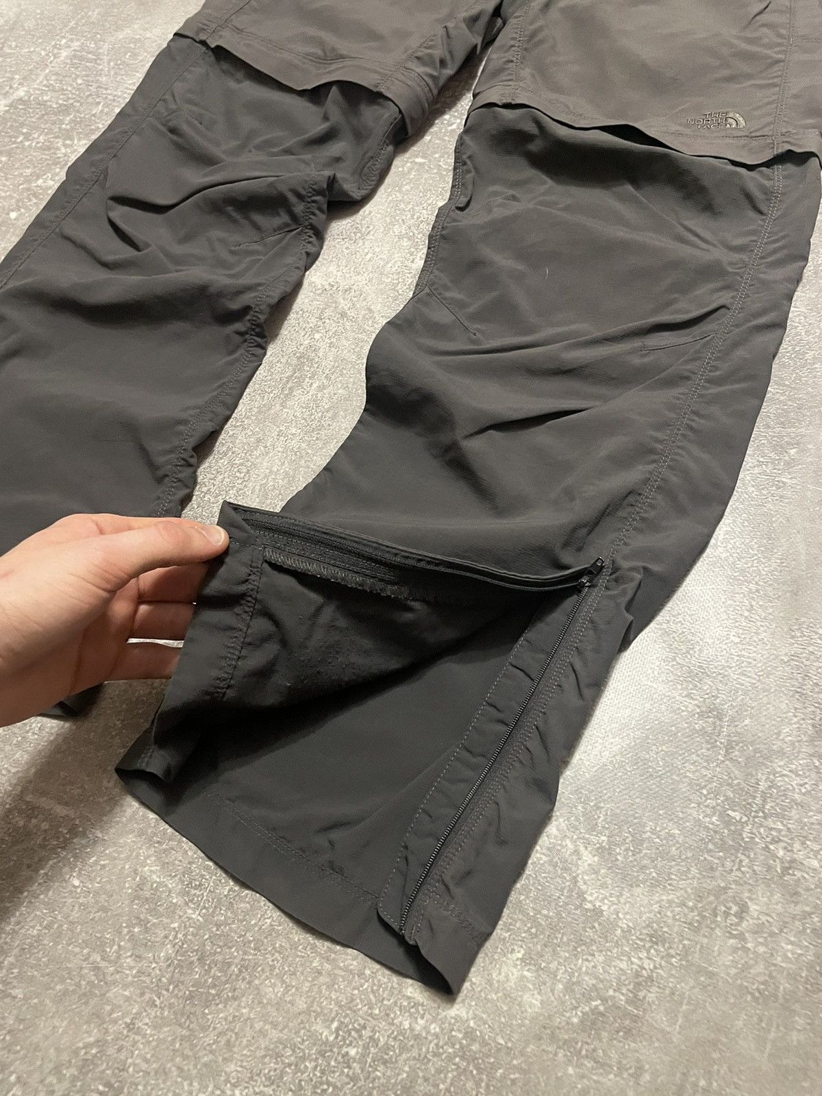 The North Face Vintage The North Face Transformer Track Pants Size US 30 / EU 46 - 6 Thumbnail