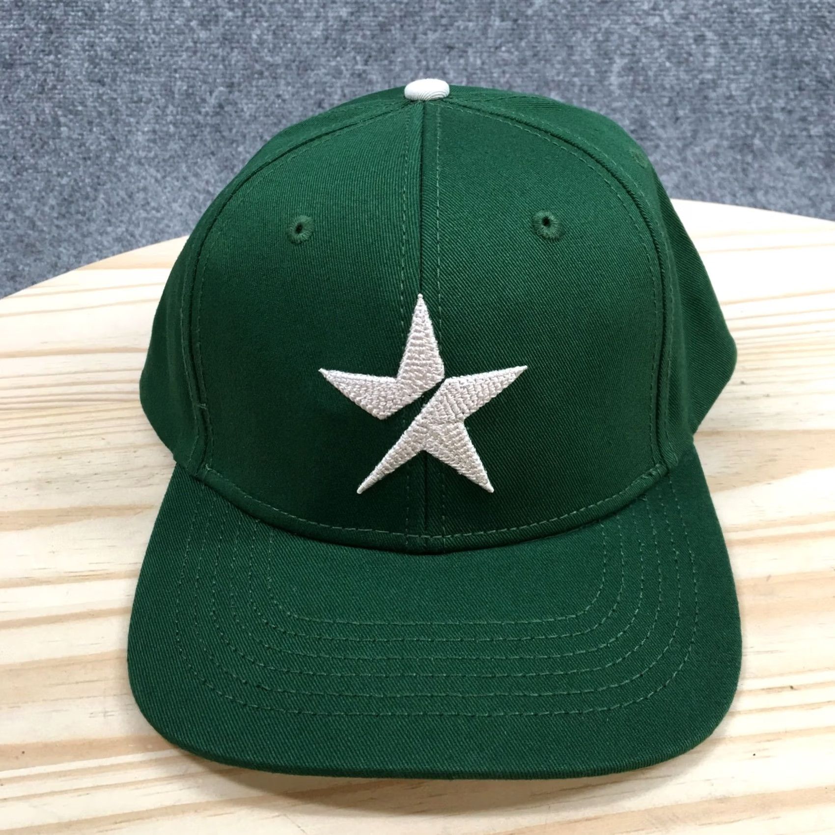 Logo 7 Star Tribune Snapback Unisex Green OS Adjustable Flat Brim Embroidered Logo Hat Size ONE SIZE - 2 Thumbnail
