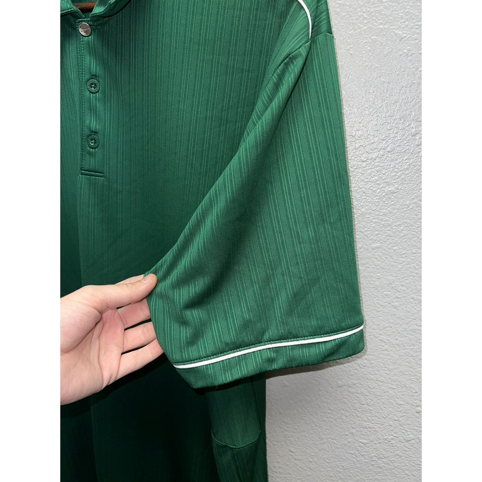 Vintage Nike Dri Fit Polo Shirt Legends Short Sleeve Dri-Fit Top L Size US L / EU 52-54 / 3 - 6 Thumbnail