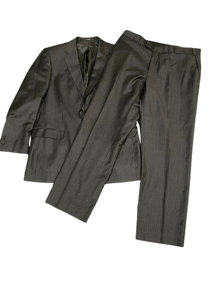 Luxury Balmain Classic Fit Striped Suit Size 44R