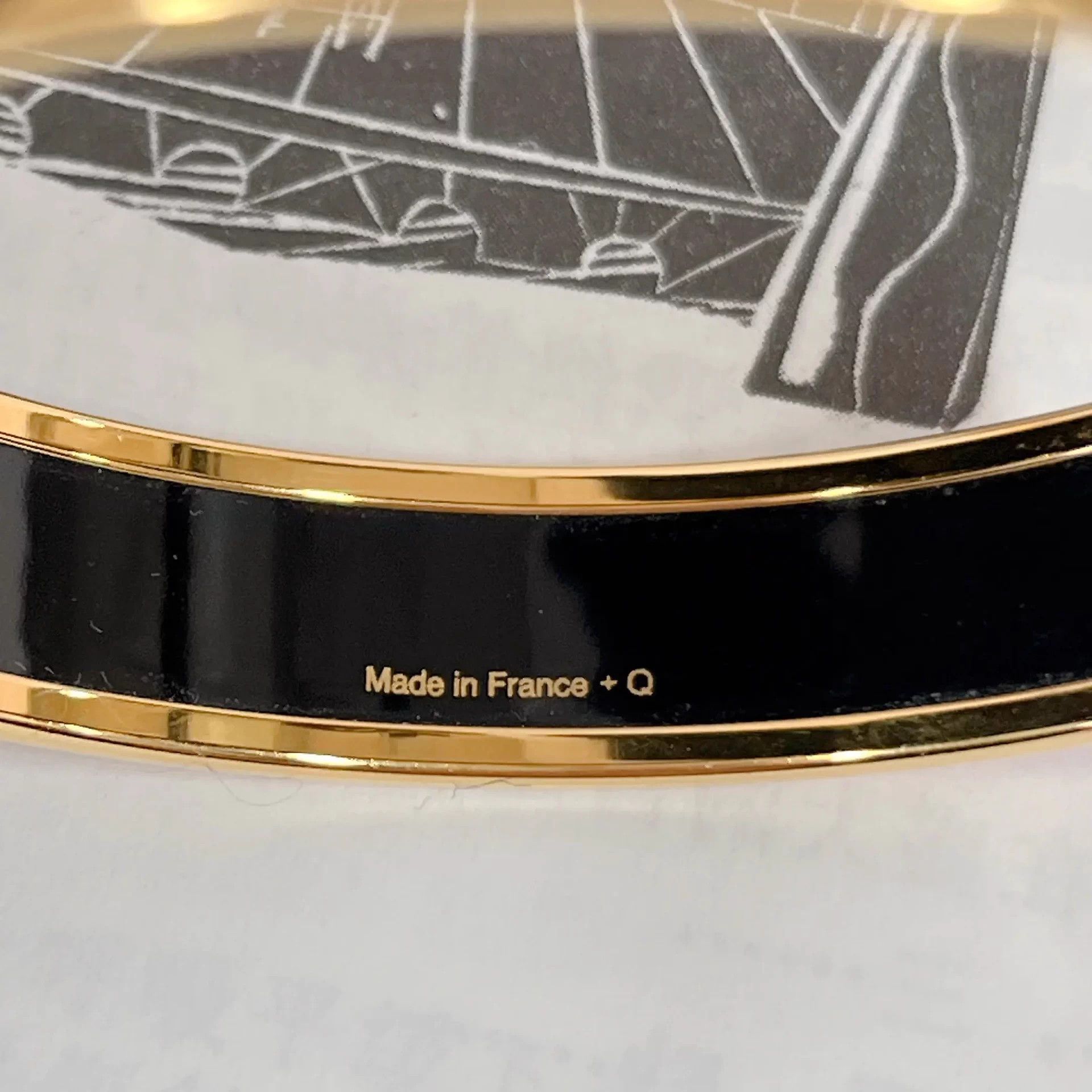 Hermes Hermes red enamel bangle vintage Size ONE SIZE - 6 Thumbnail