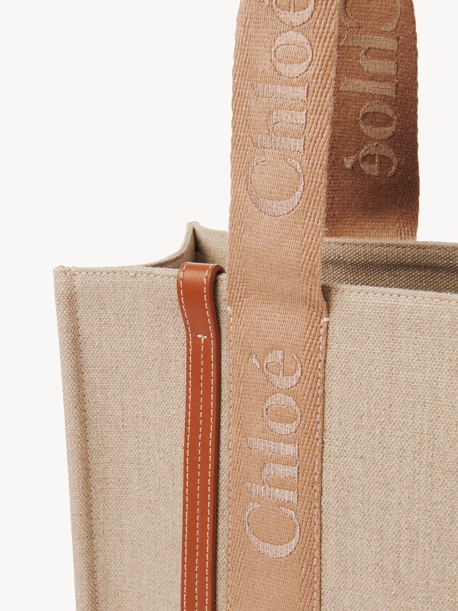Chloe o1loc1c10425 Size: OS / Woody Medium Tote Bag in Soft Tan Size ONE SIZE - 7 Thumbnail