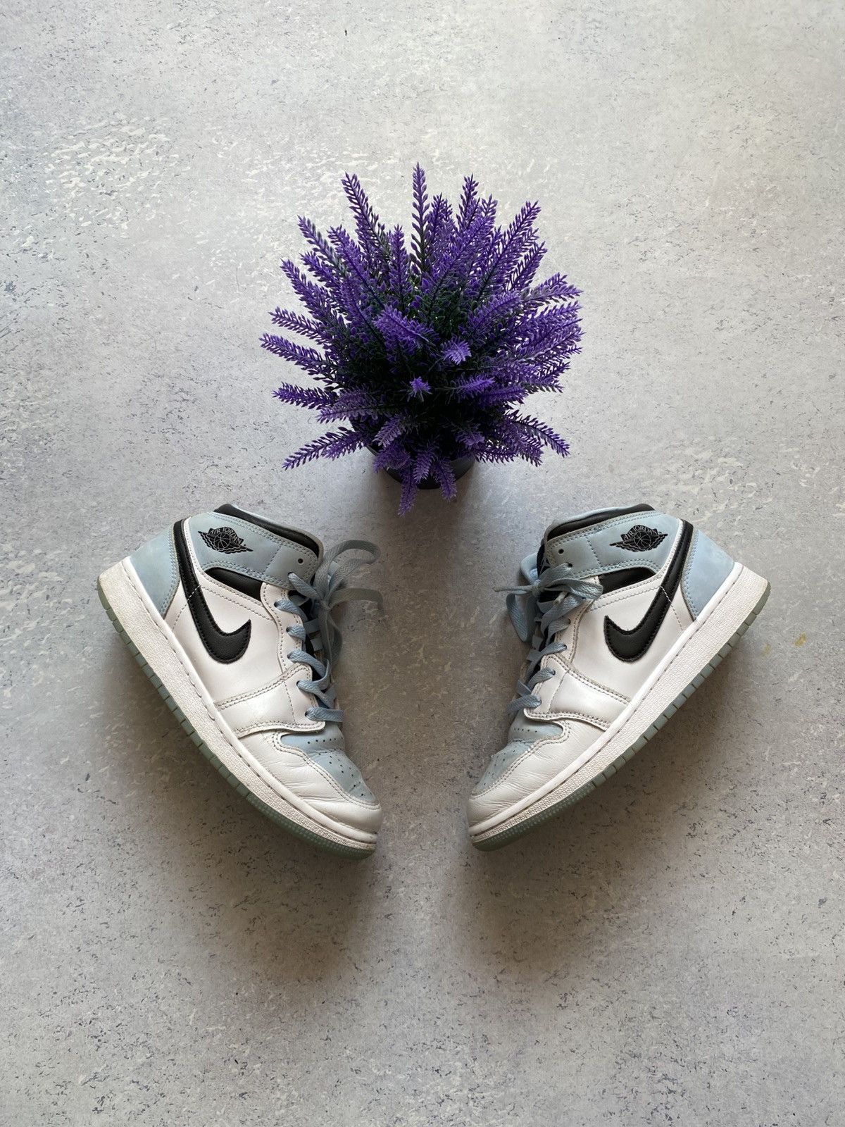 Nike Nike Air Jordan Women’s Sneakers Size EUR 36.5 Size US 4.5 / IT 34.5 - 2 Thumbnail