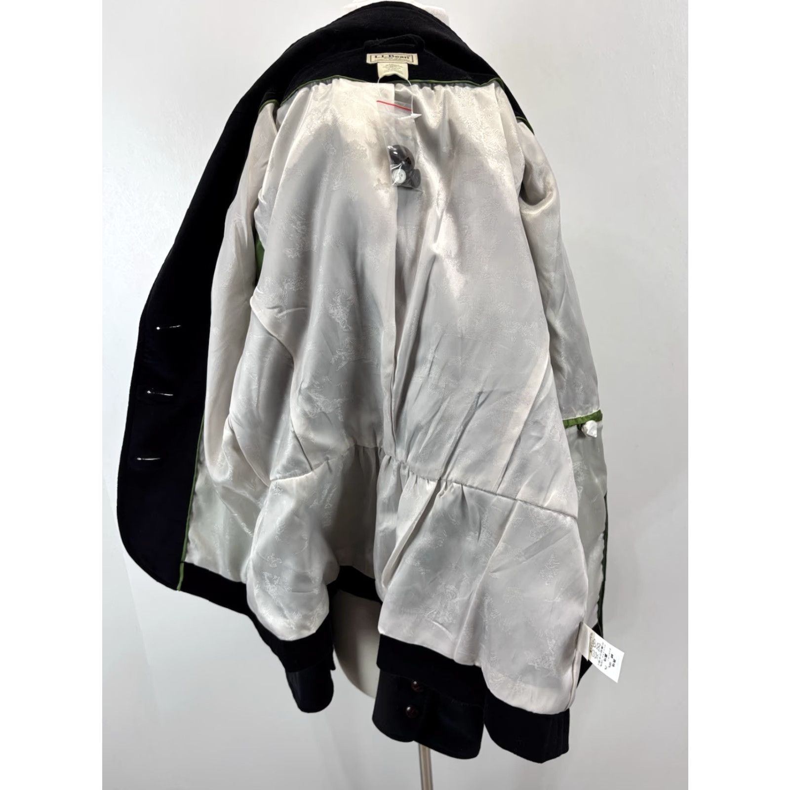 Vintage L.L. Bean Velvet Blazer Jacket Women's Regular Size 12 Black Lined Business Classic Size XL / US 12-14 / IT 48-50 - 5 Thumbnail