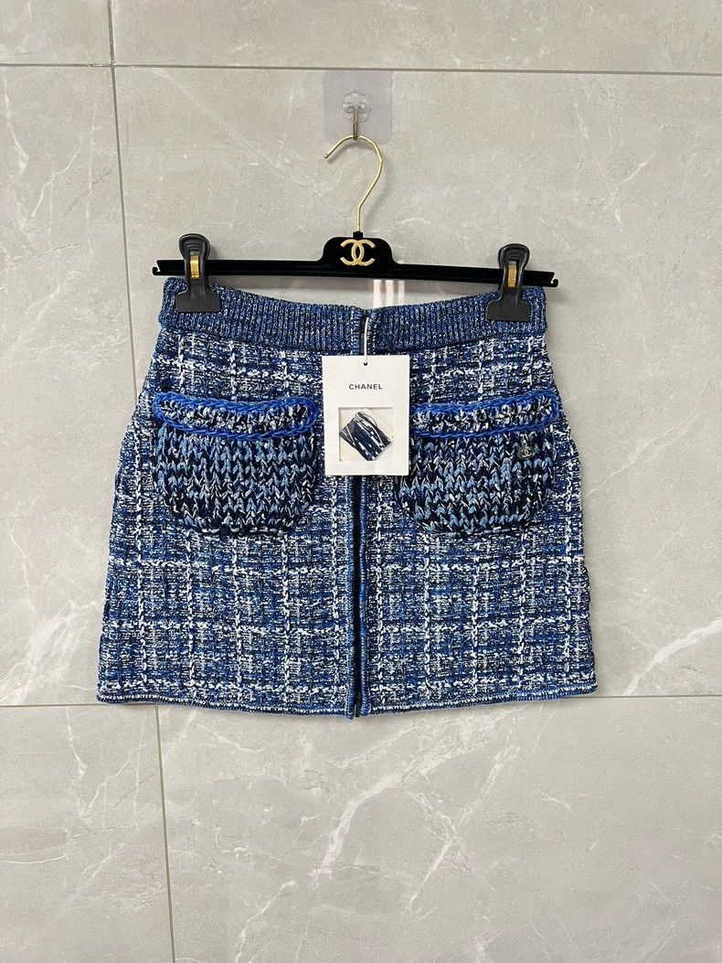 Chanel Chanel Show tweed skirt 2504-Nextarrow Size 24" / US 00 / IT 34 - 1 Thumbnail