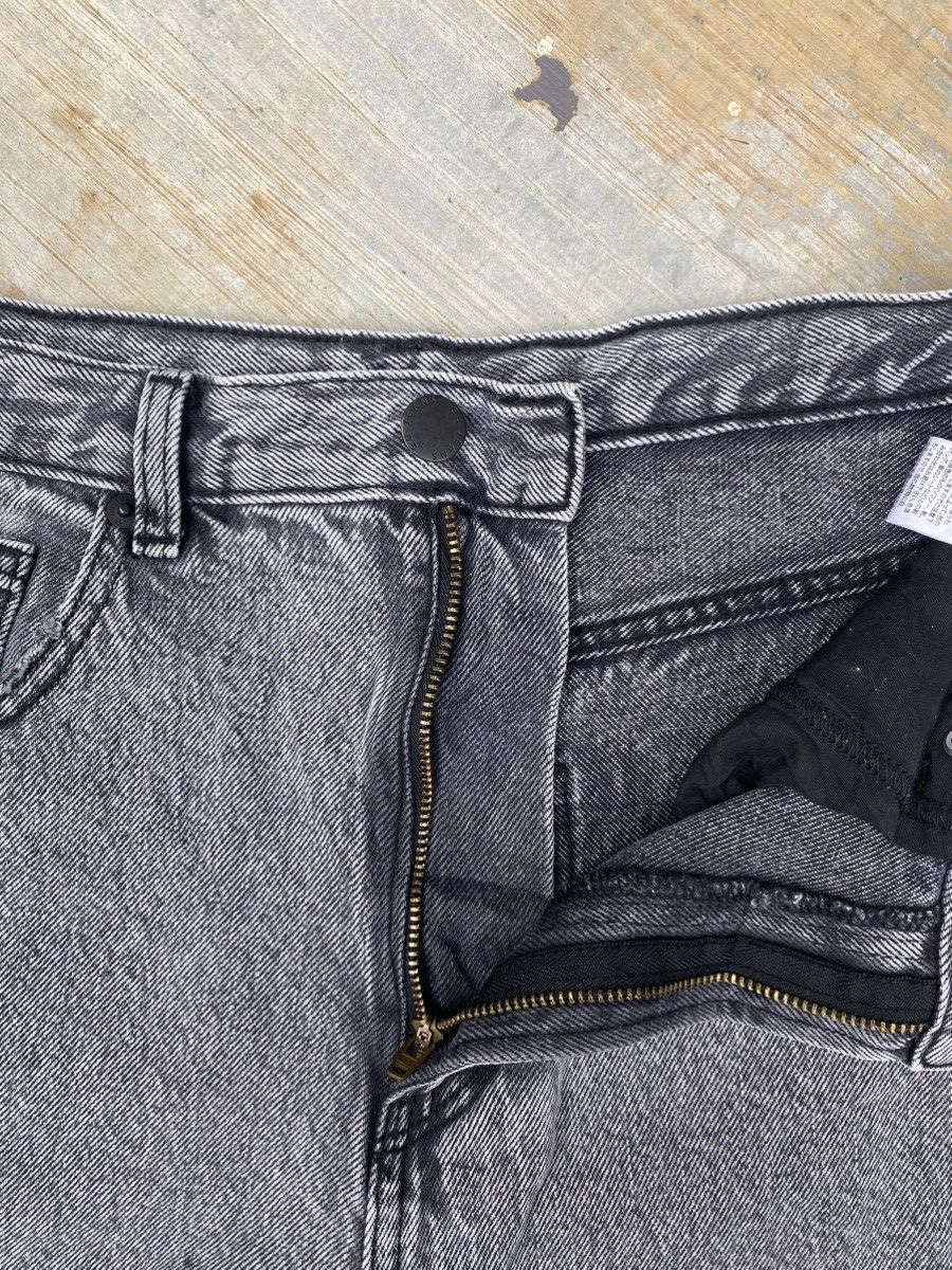 GU × Japanese Brand Japanese Brand GU Acid Wash Black Distressed Denim Size 27" / US 4 / IT 40 - 4 Thumbnail