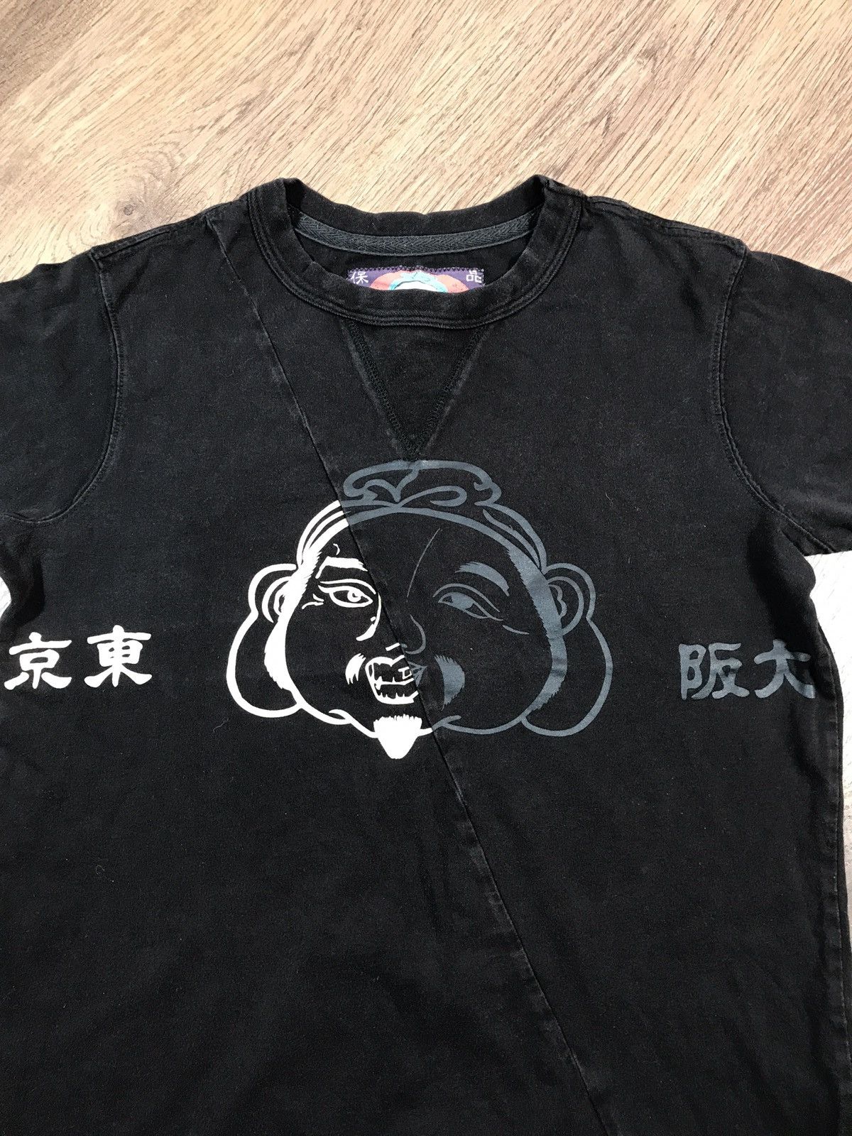 Evisu × Vintage Vintage Evisu T Shirt Black Graphic Print Size M / US 6-8 / IT 42-44 - 4 Thumbnail